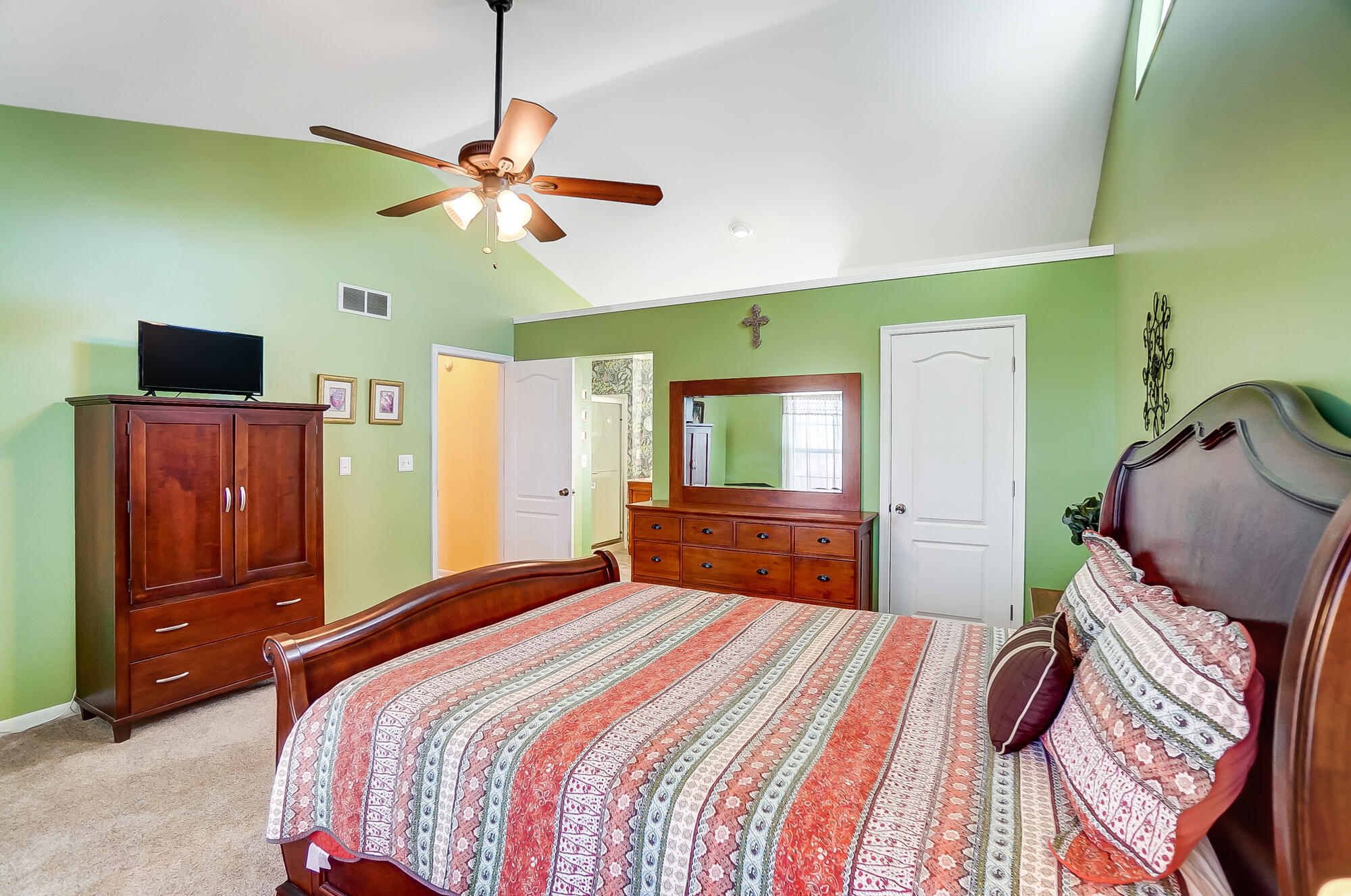 8486 Woodcreek Drive