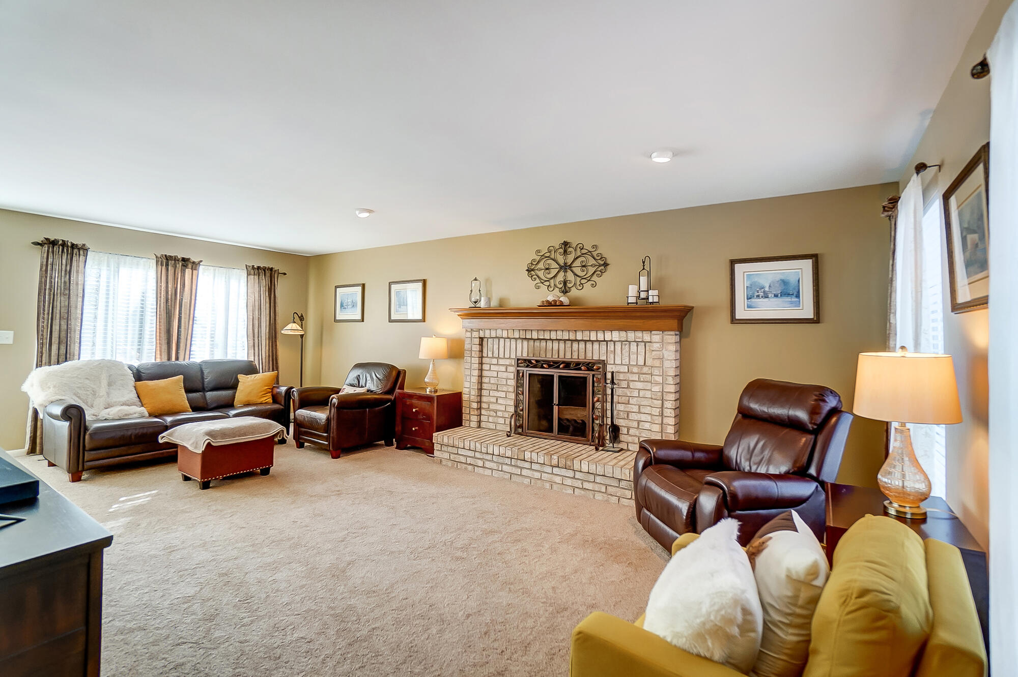 8486 Woodcreek Drive