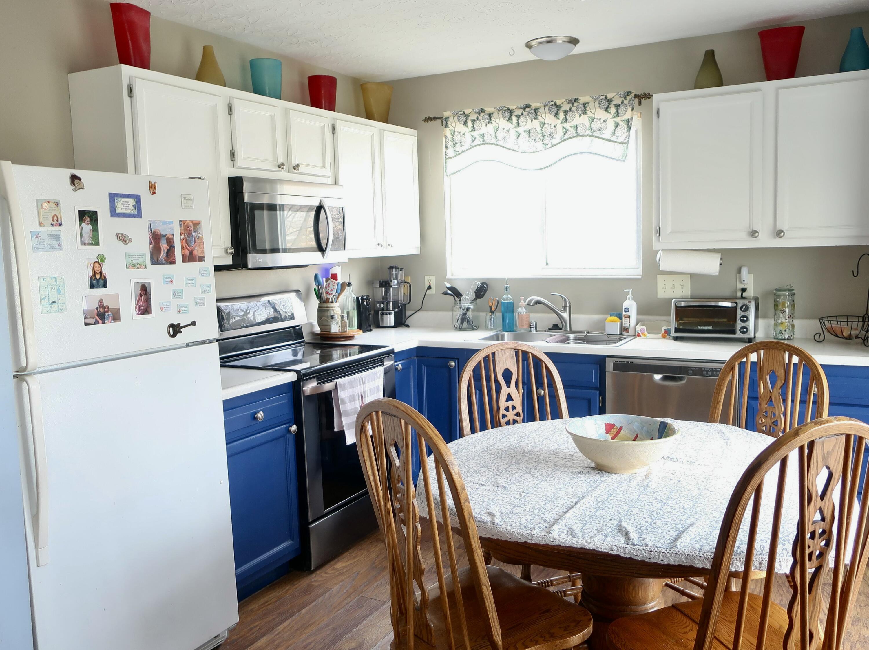 2294 Antoinette Way Way