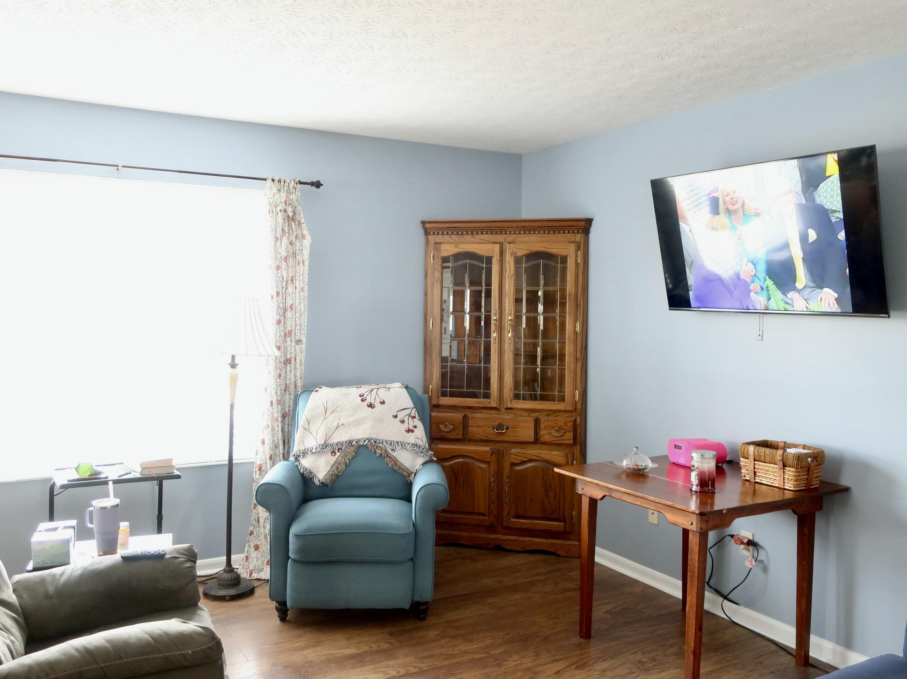 2294 Antoinette Way Way