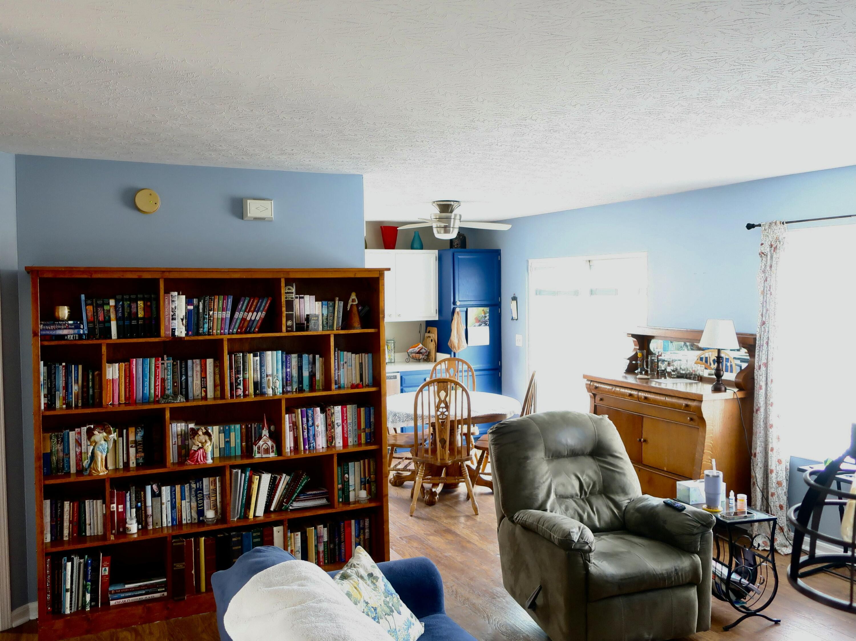 2294 Antoinette Way Way