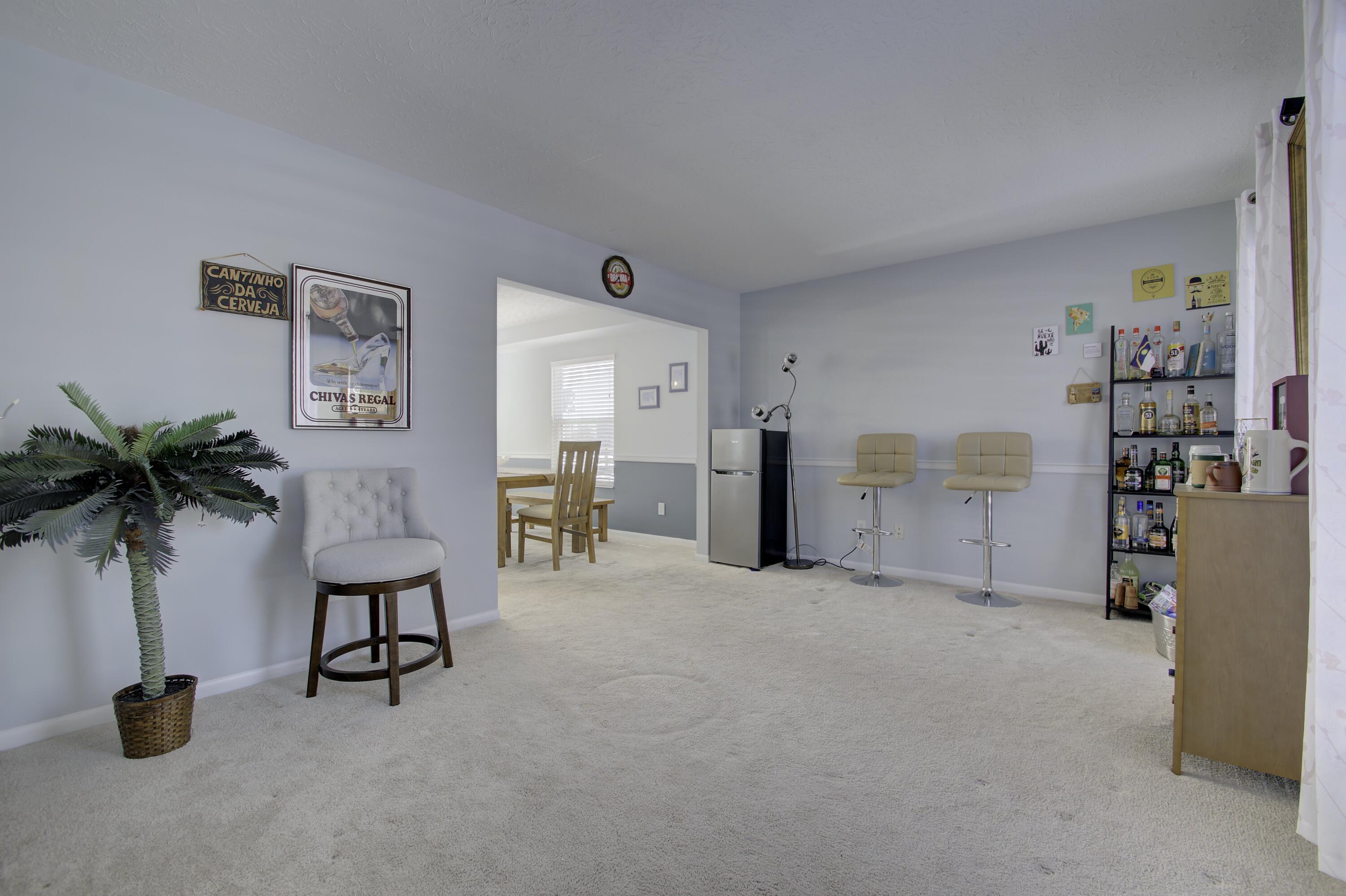 9078 Georgian Court