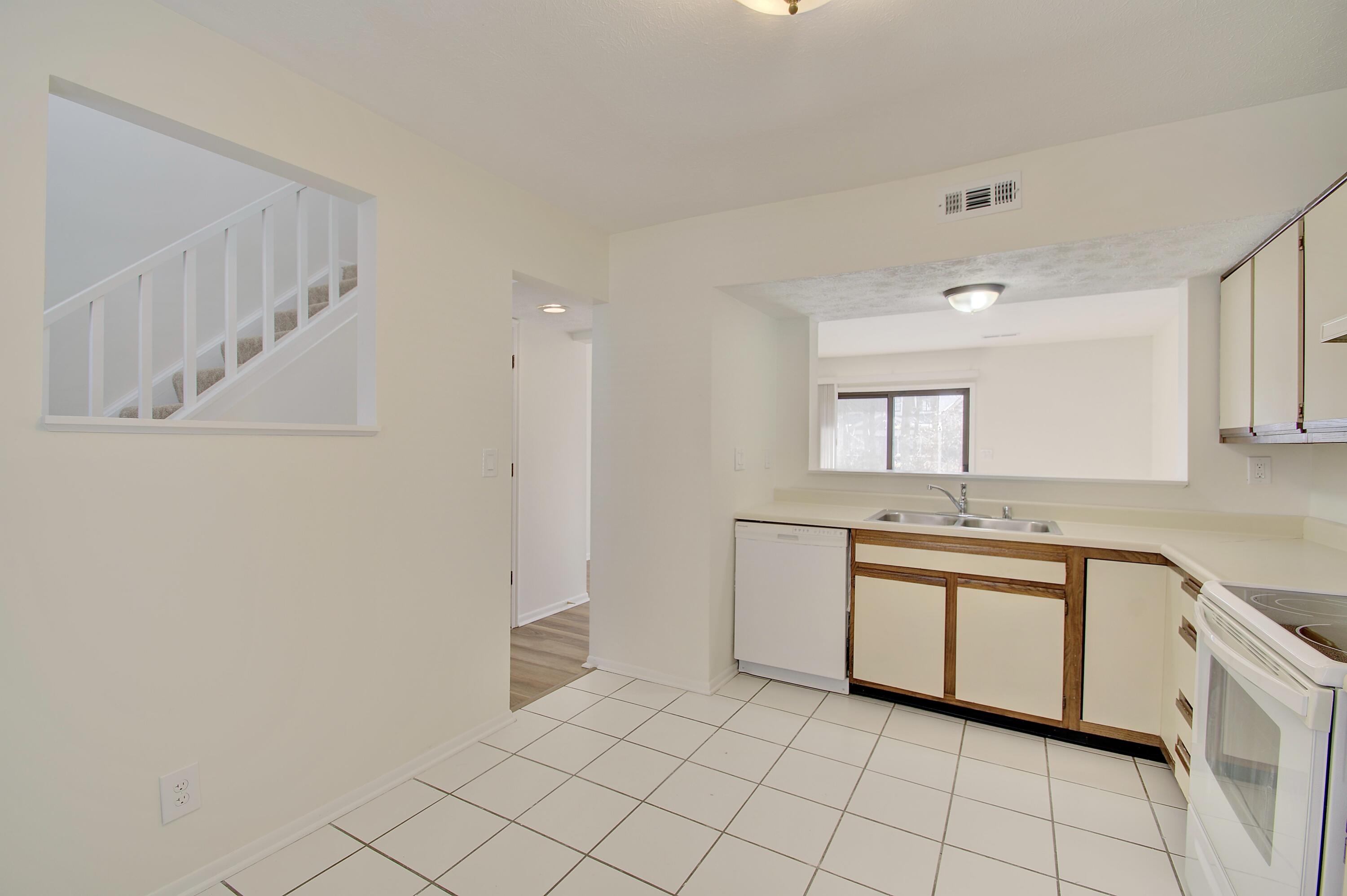 279 Saxony Drive Drive