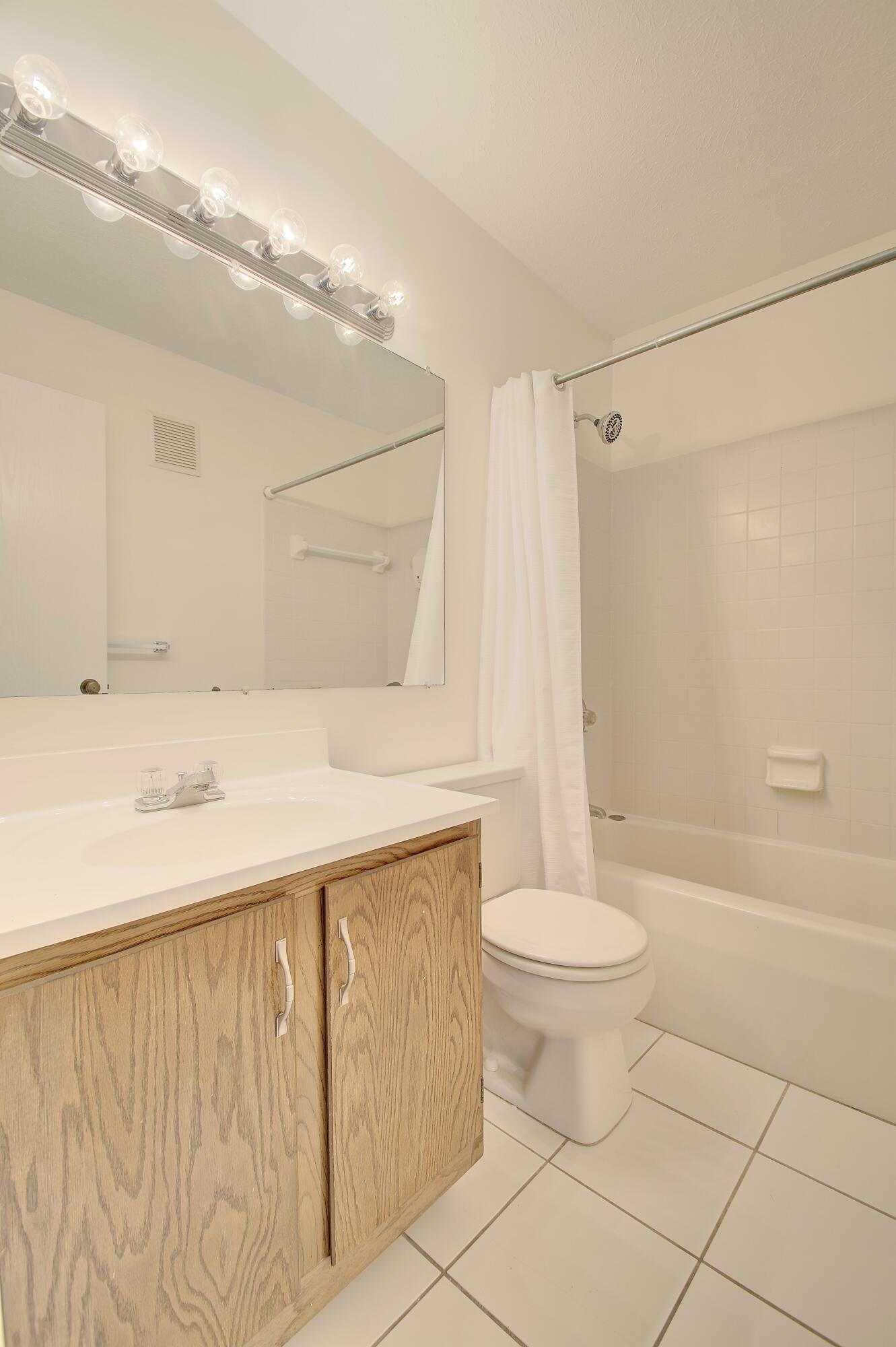 279 Saxony Drive Drive