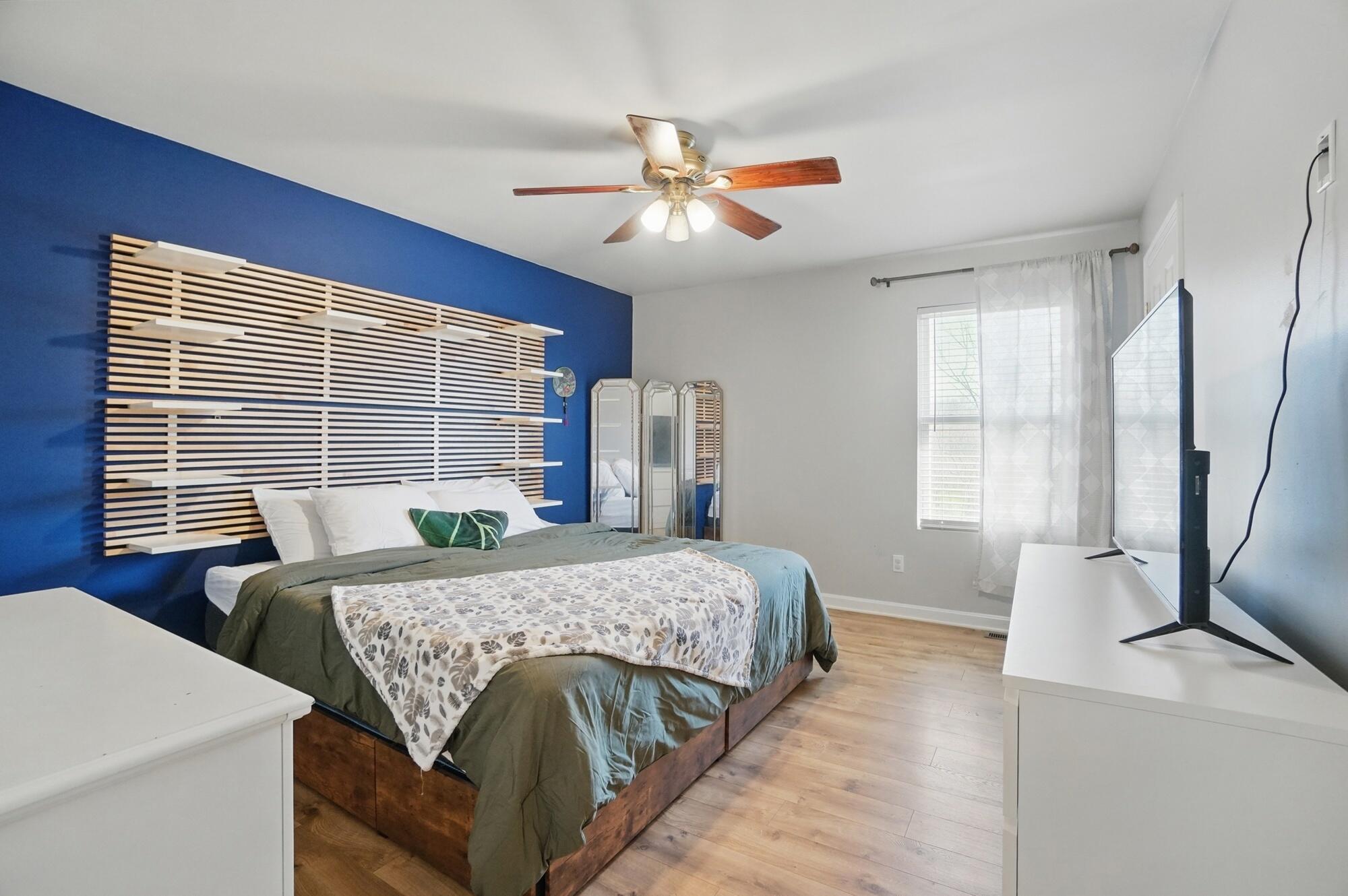 1401 Central Row Road