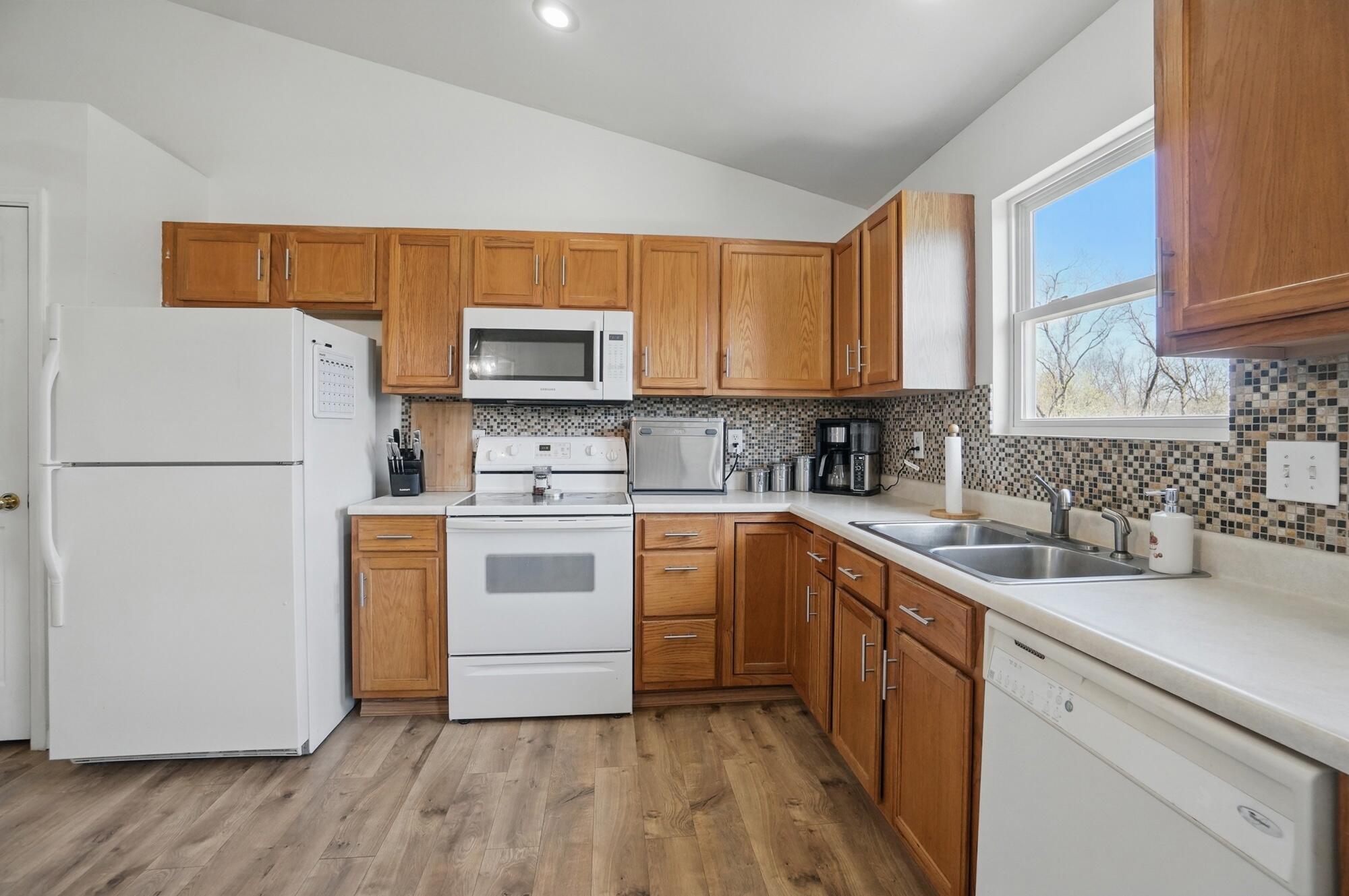 1401 Central Row Road