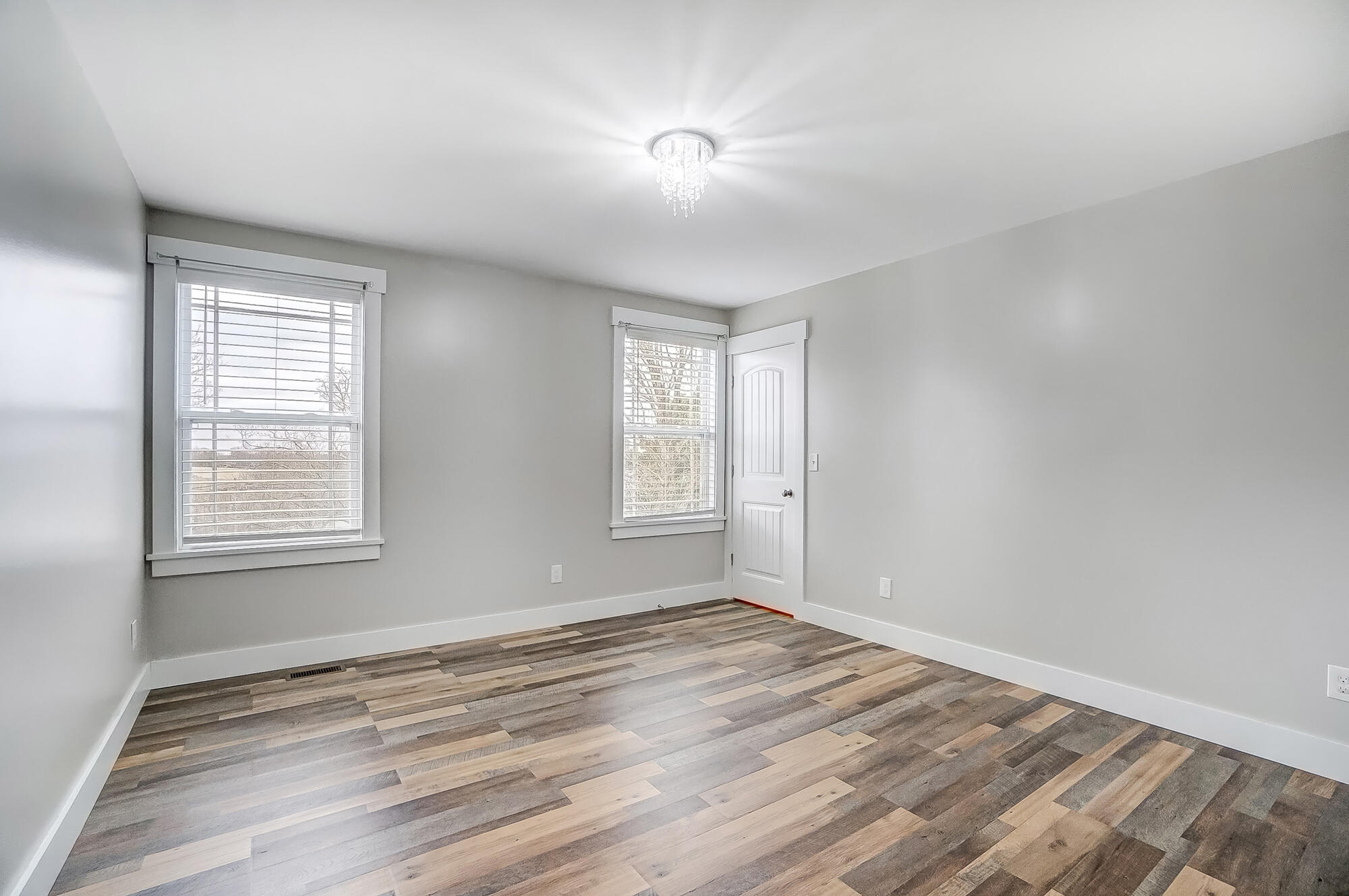 13574 Madison Pike