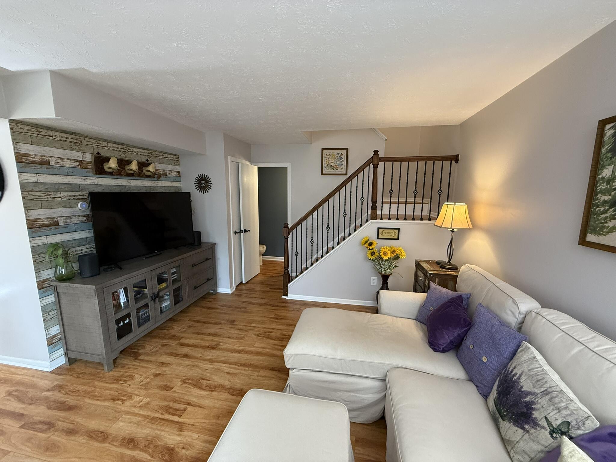 2813 Dry Ridge Court