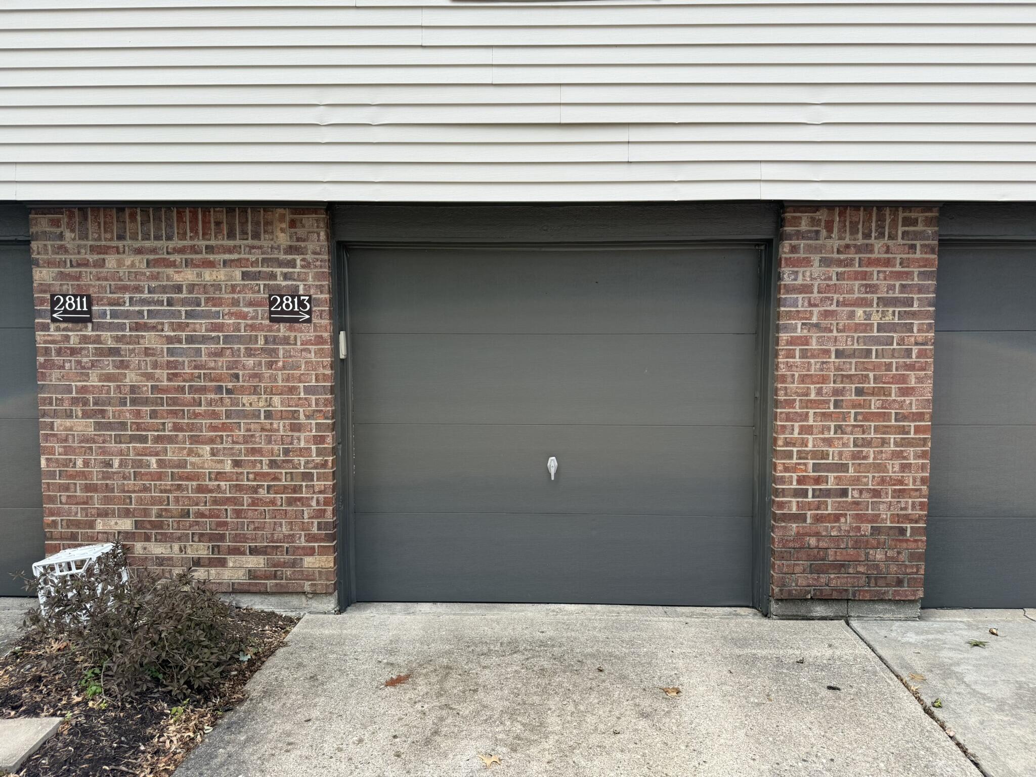 2813 Dry Ridge Court