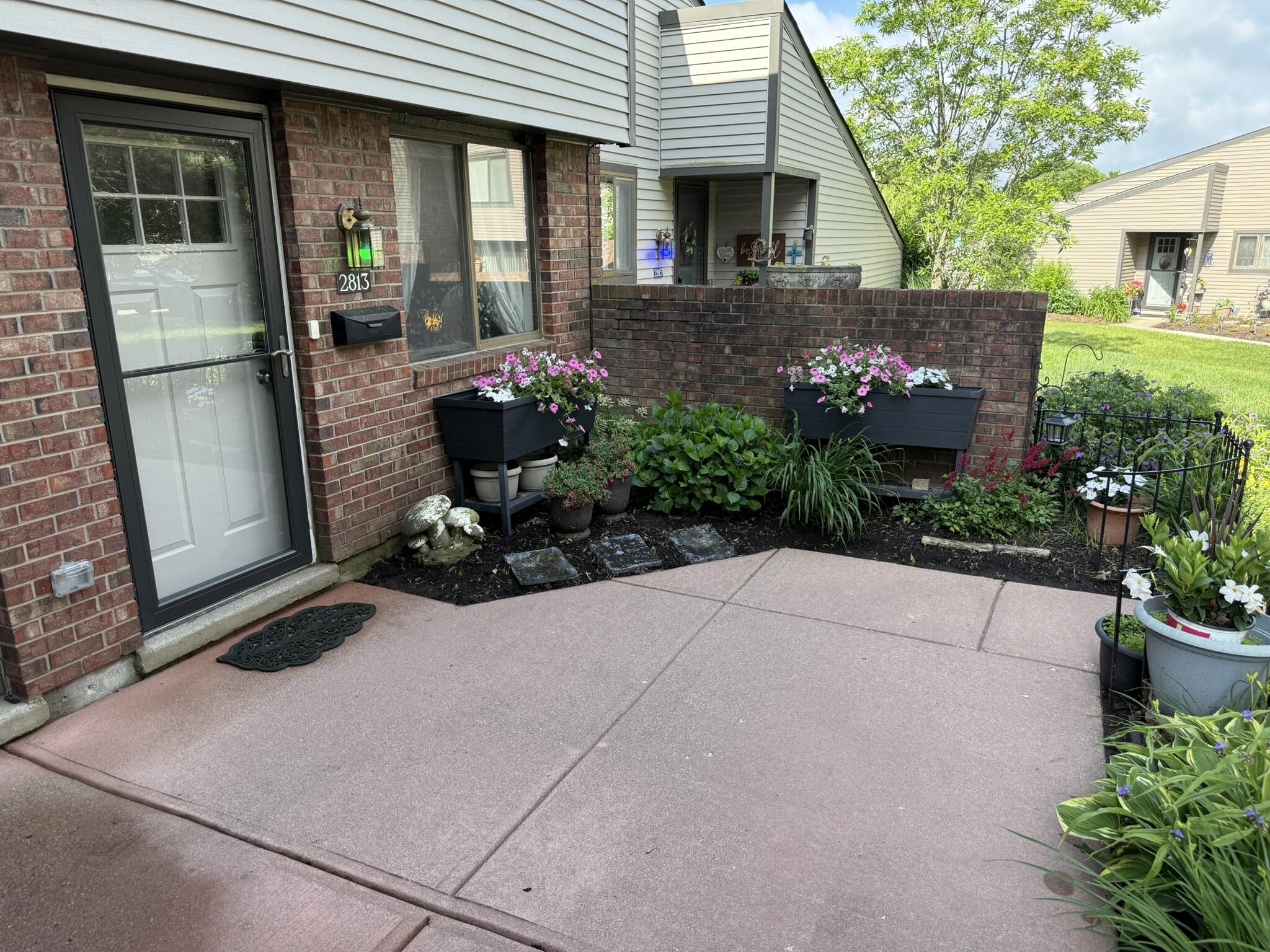 2813 Dry Ridge Court