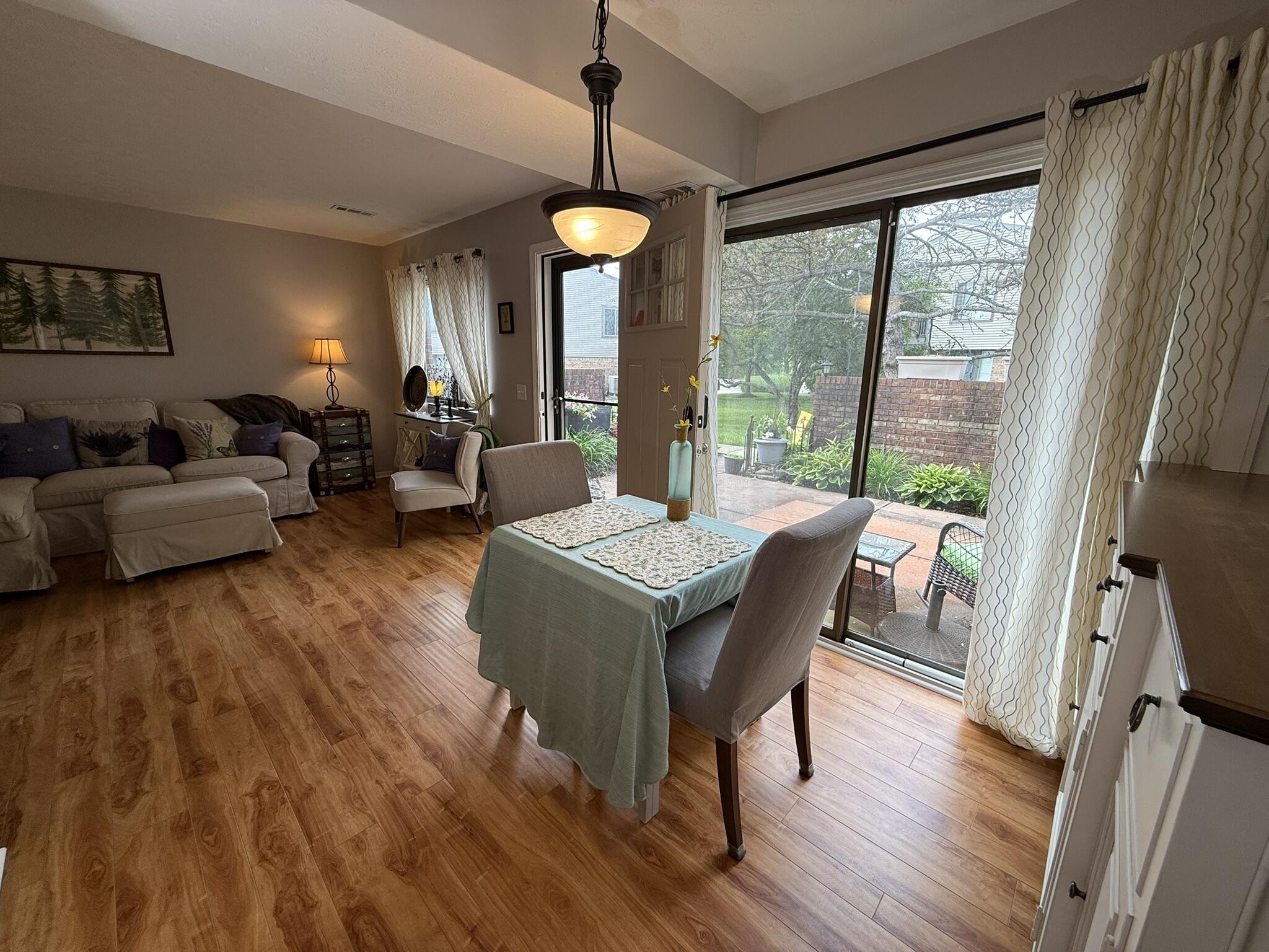 2813 Dry Ridge Court