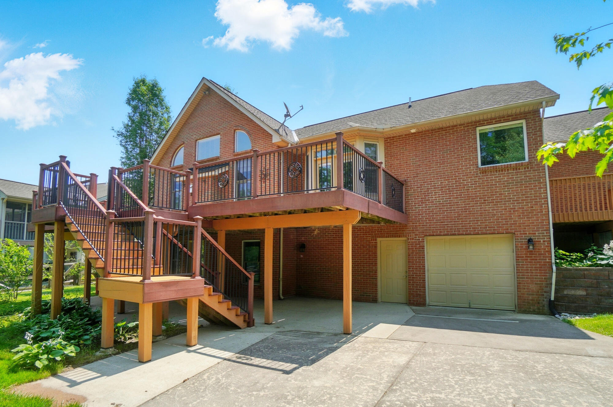 6773 Edgewood Drive