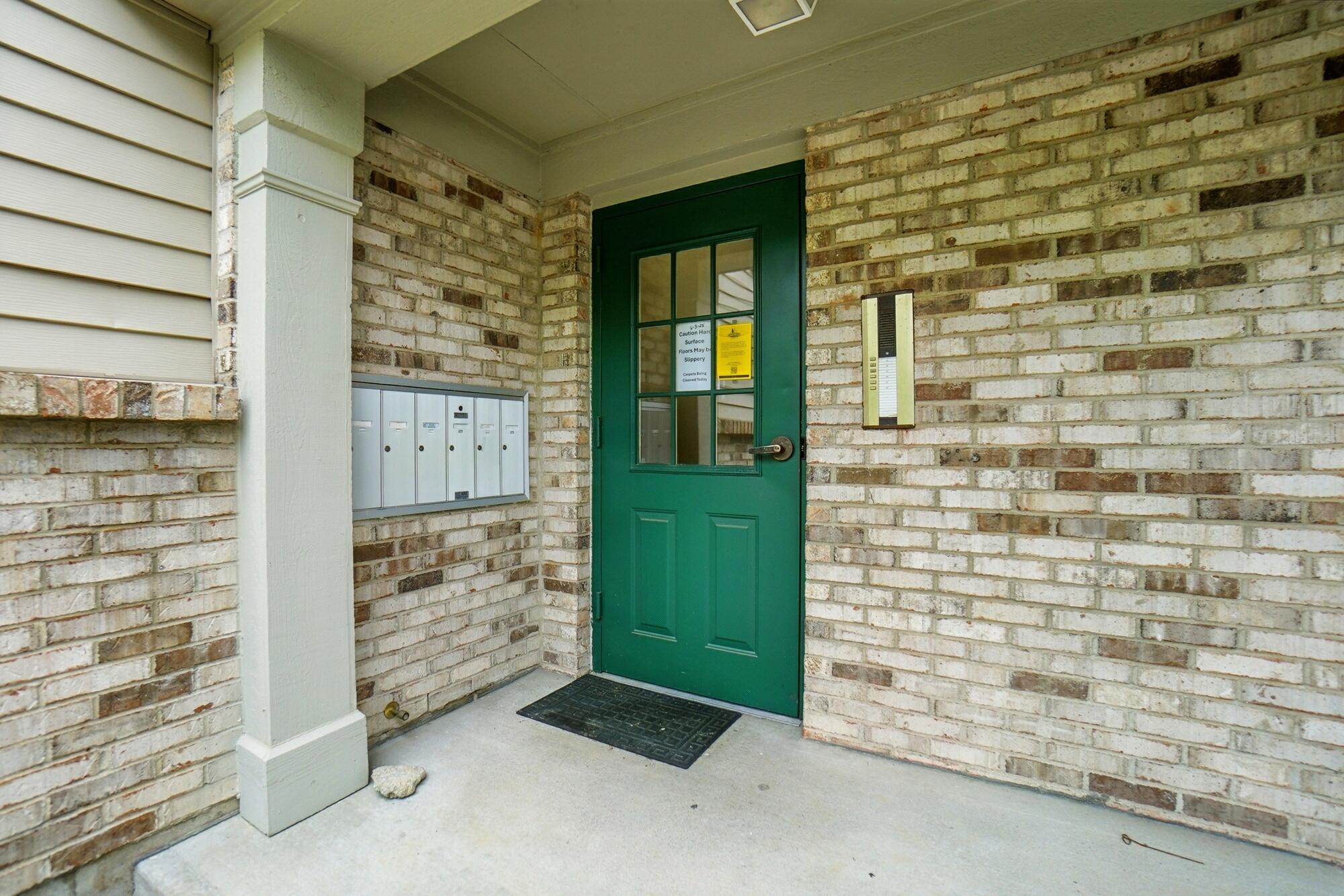 1460 Taramore Drive, 302