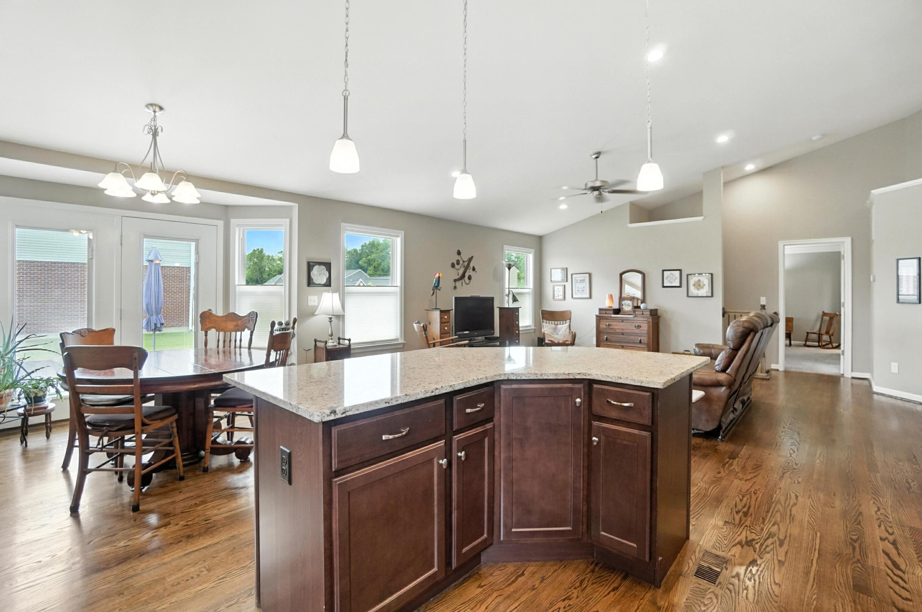 1818 Bramble Court
