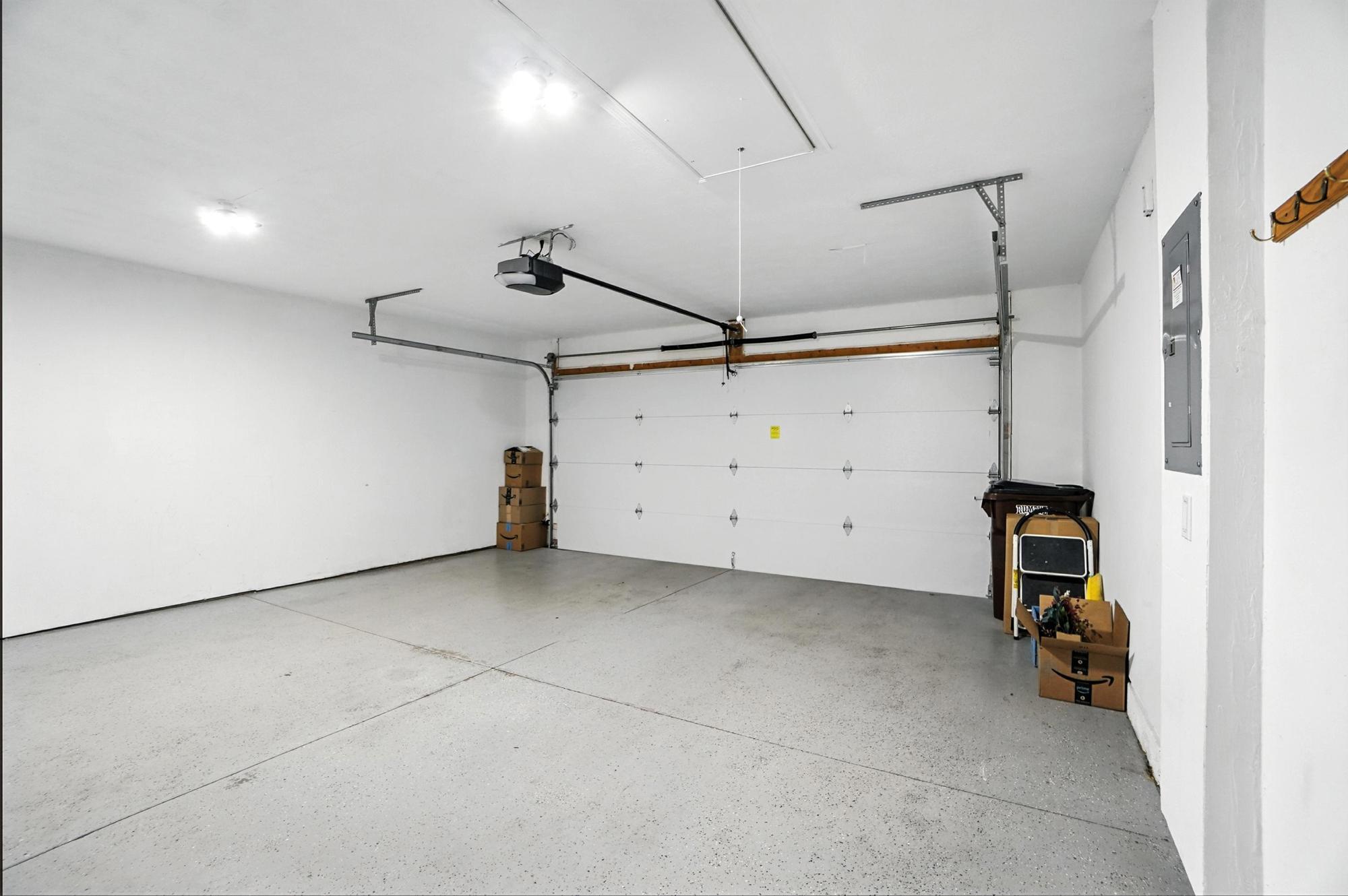 9100 Timberbrook Lane, C