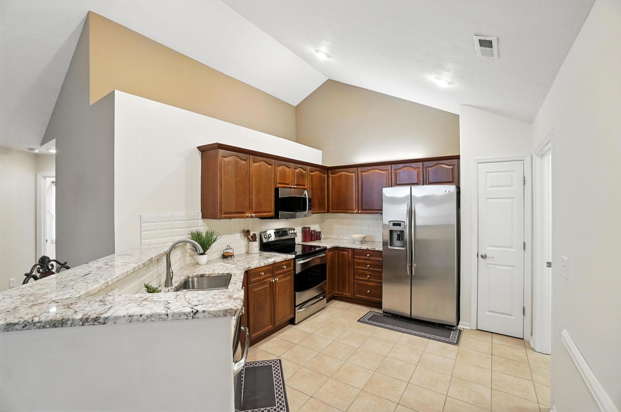 9100 Timberbrook Lane, C