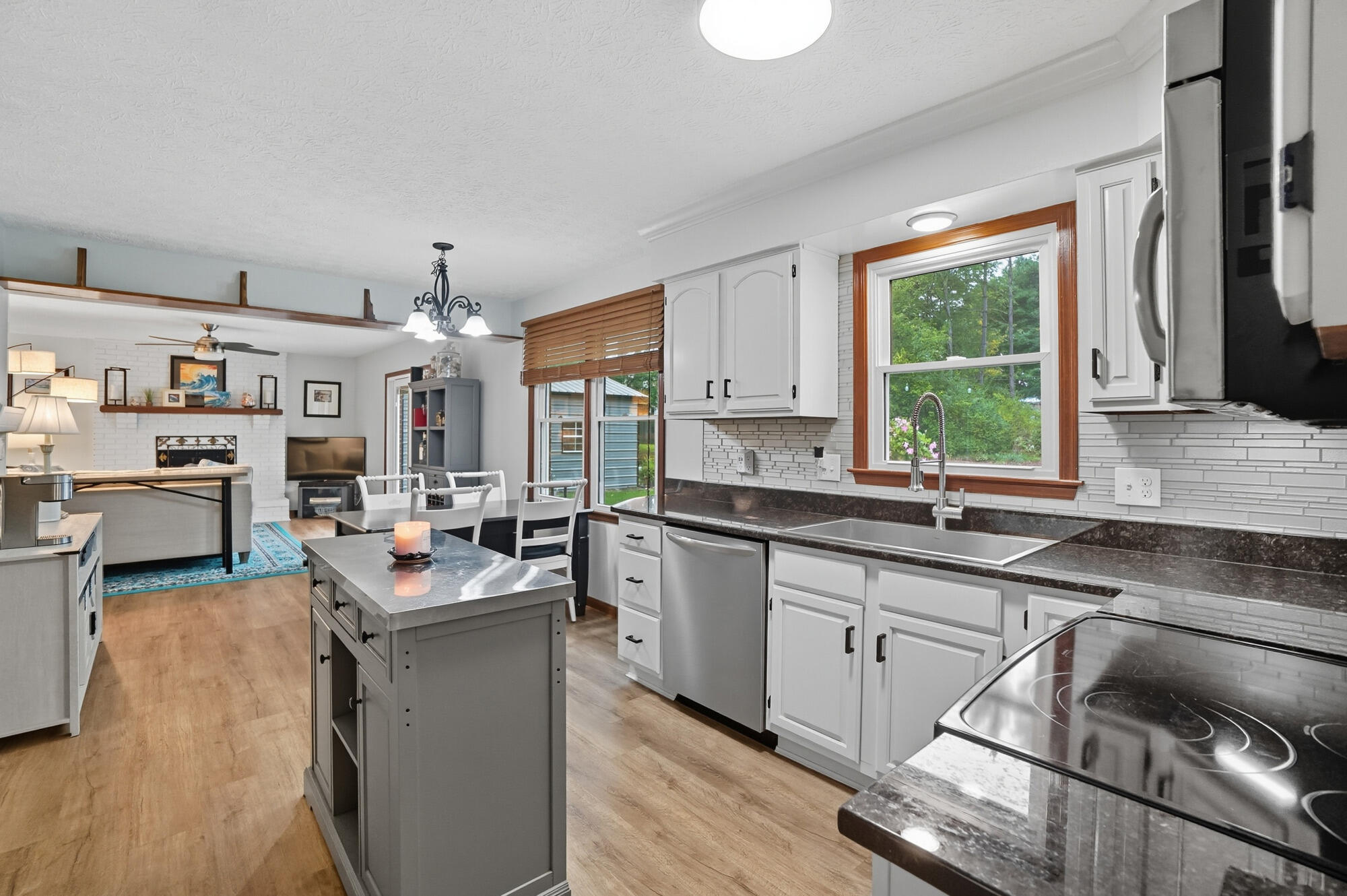 1316 Ashford Drive, Florence