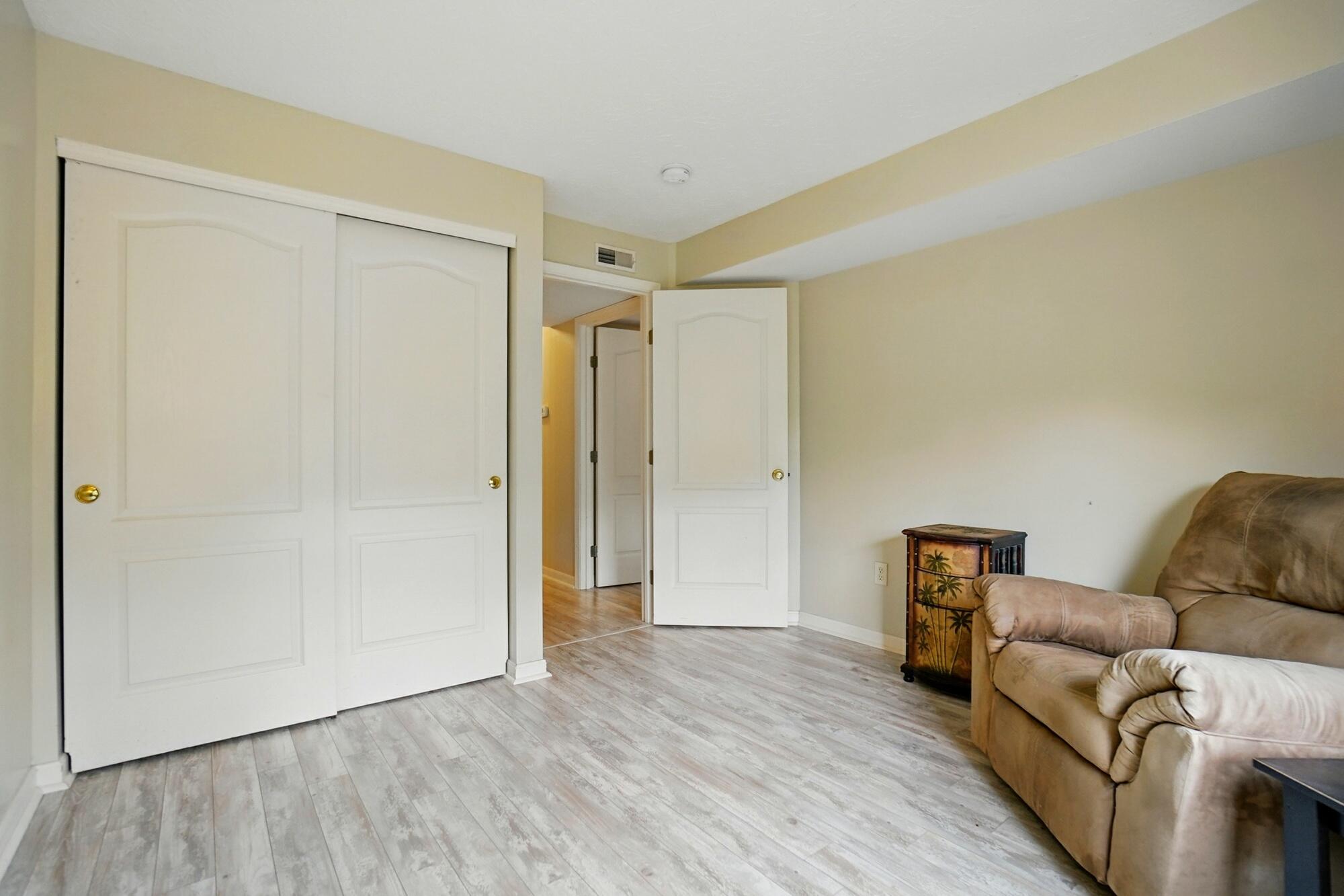 1460 Taramore Drive, 302