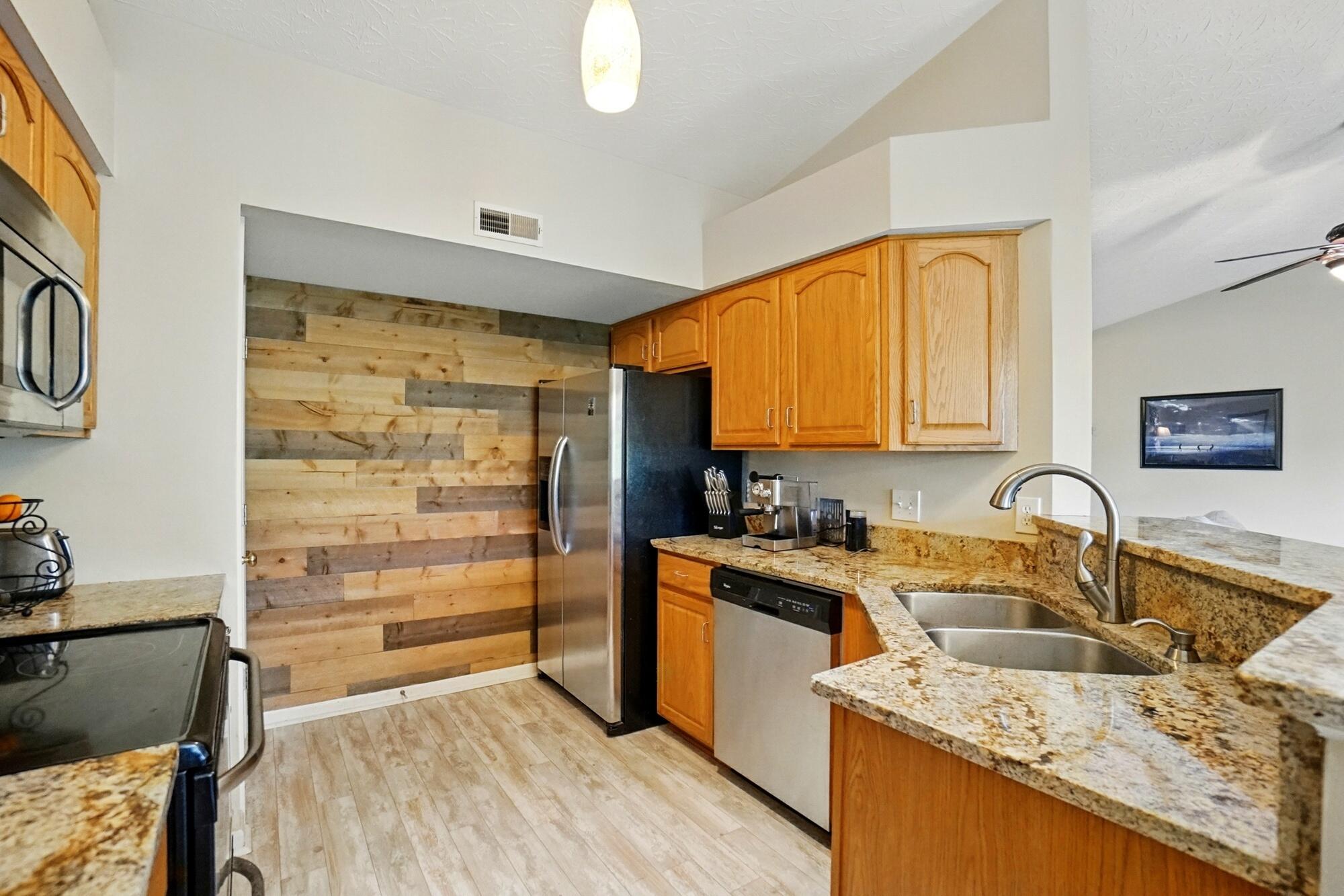 1460 Taramore Drive, 302