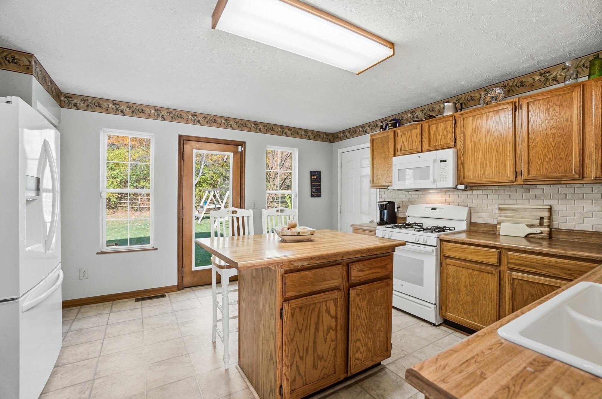 3190 Taylor Creek Drive