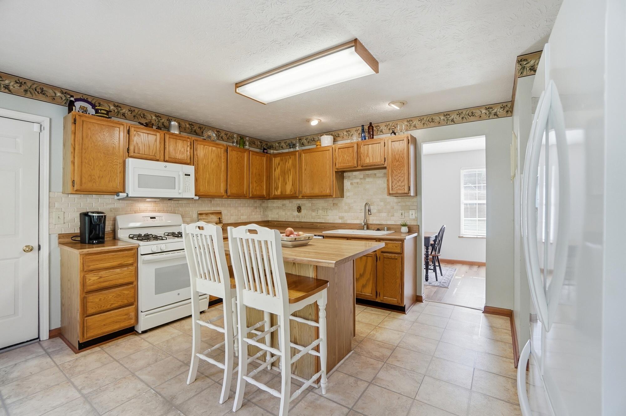 3190 Taylor Creek Drive