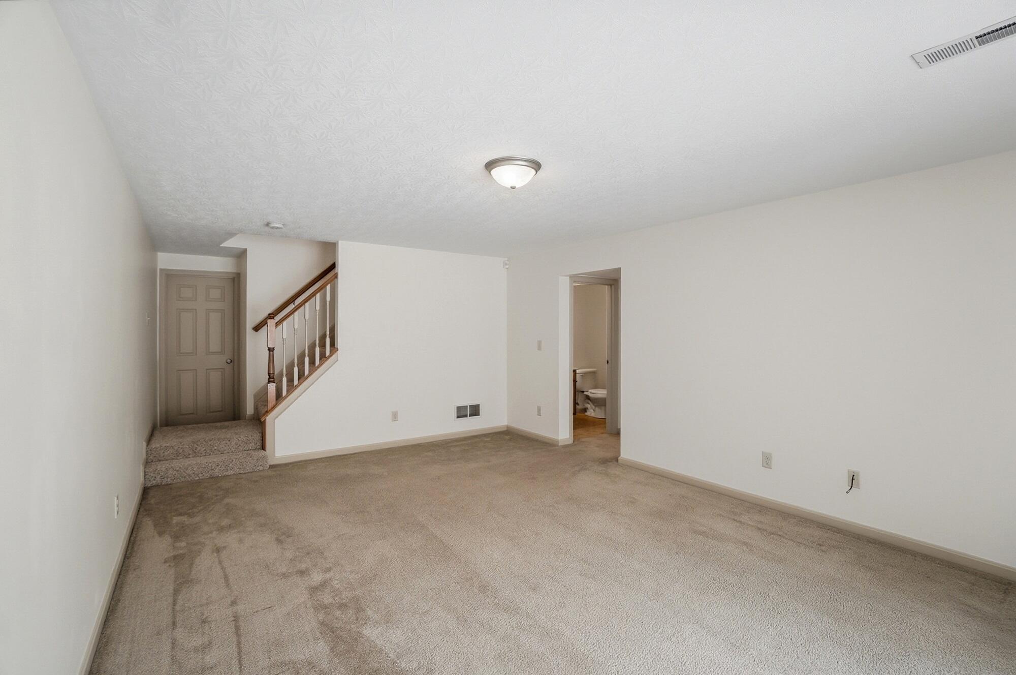 6716 Gordon Boulevard