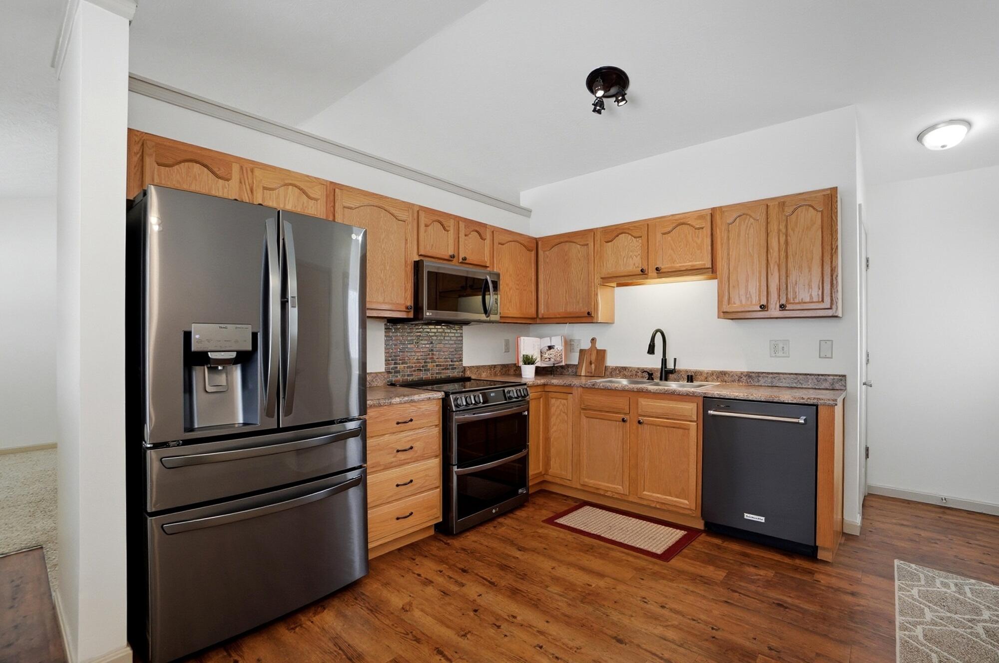 6716 Gordon Boulevard