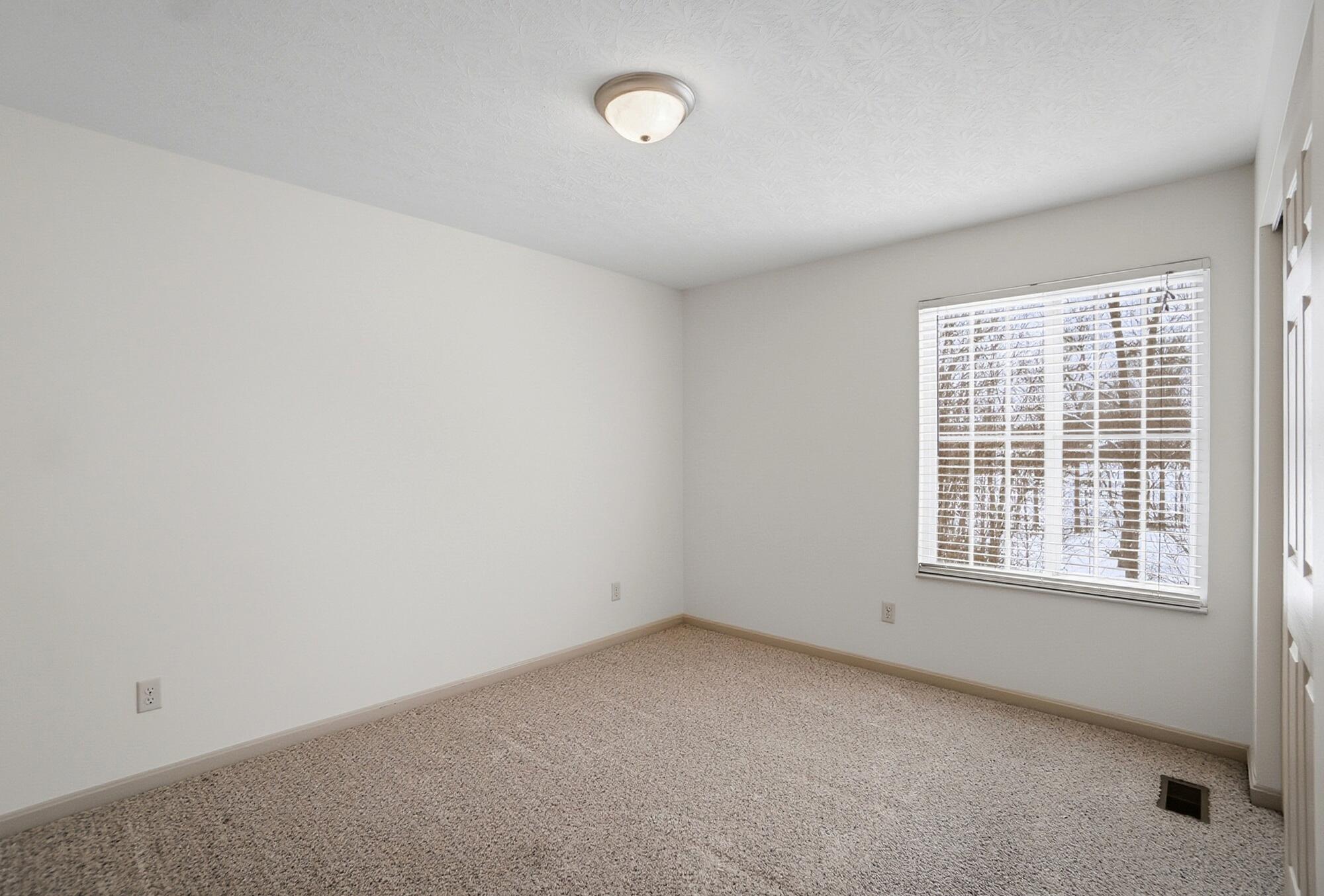 6716 Gordon Boulevard