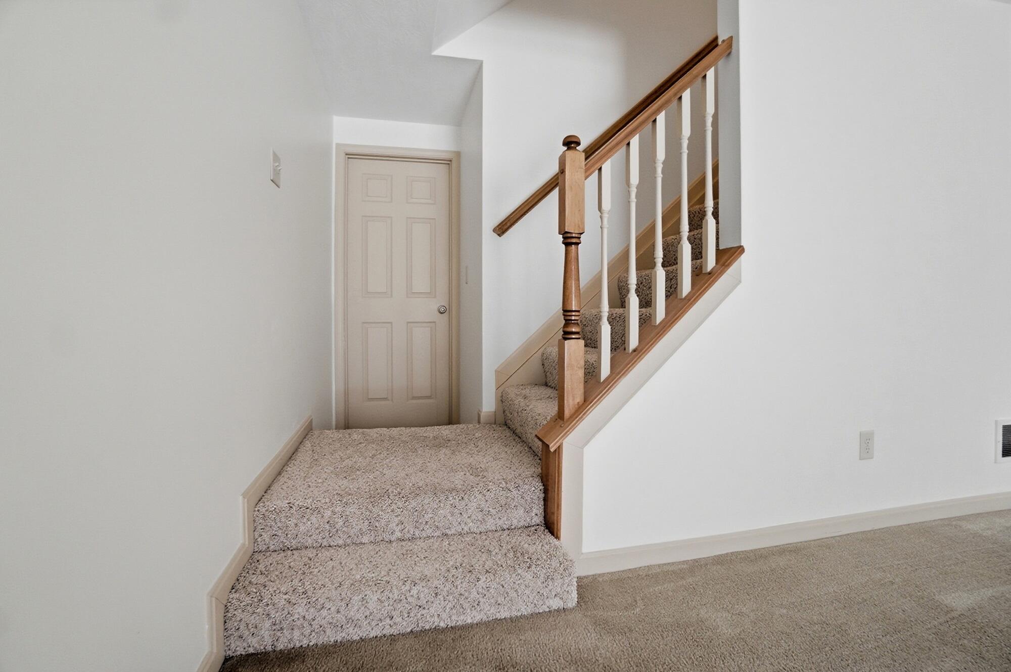 6716 Gordon Boulevard