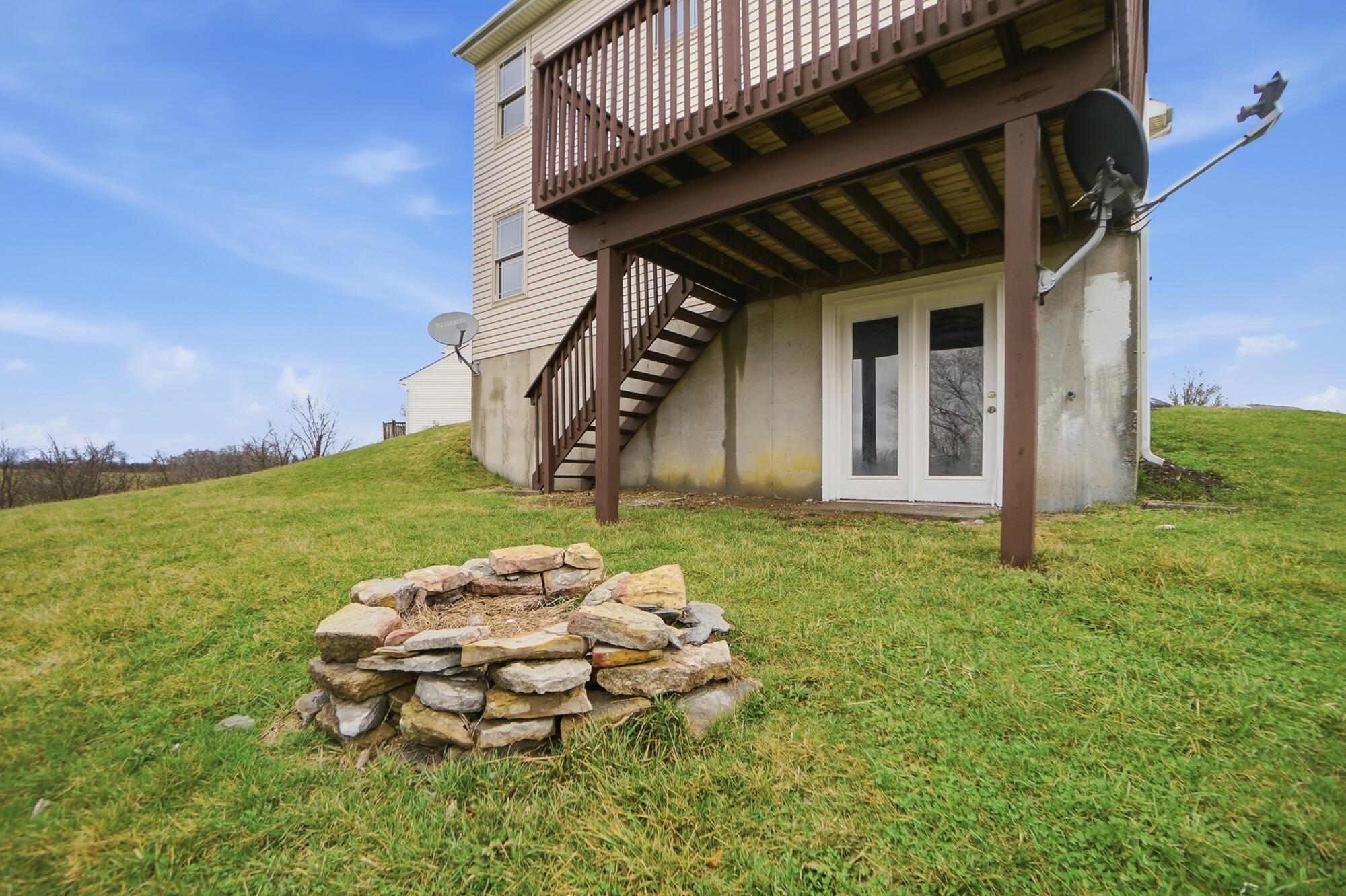 149 Hitching Post Place