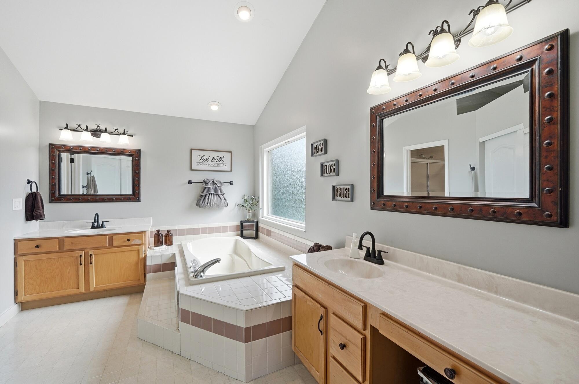 1087 Bold Forbes Court