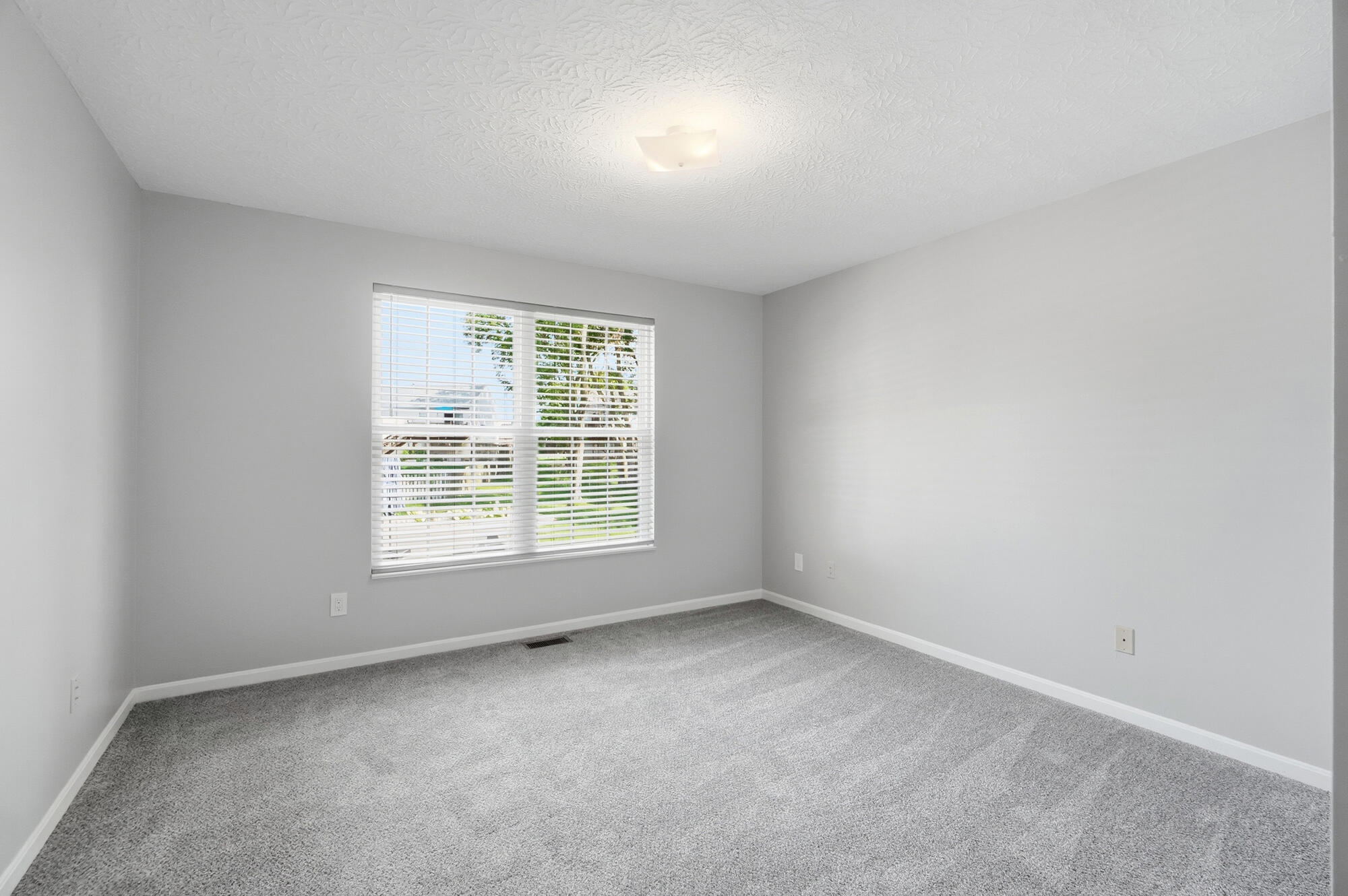 2652 Majestic Prince Drive