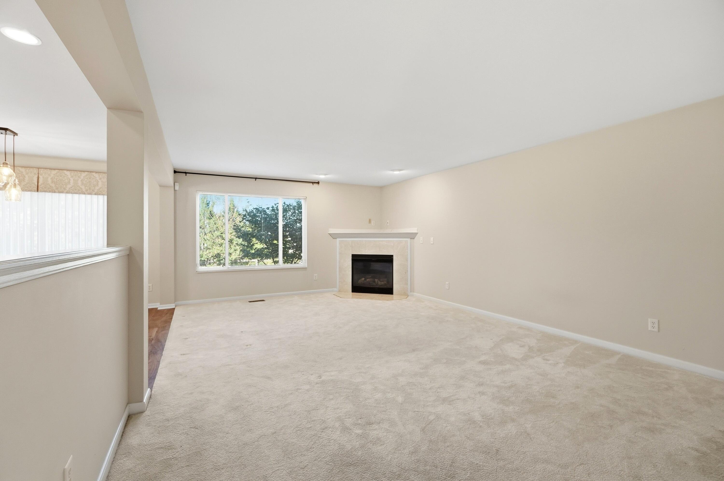 9845 Burleigh Lane