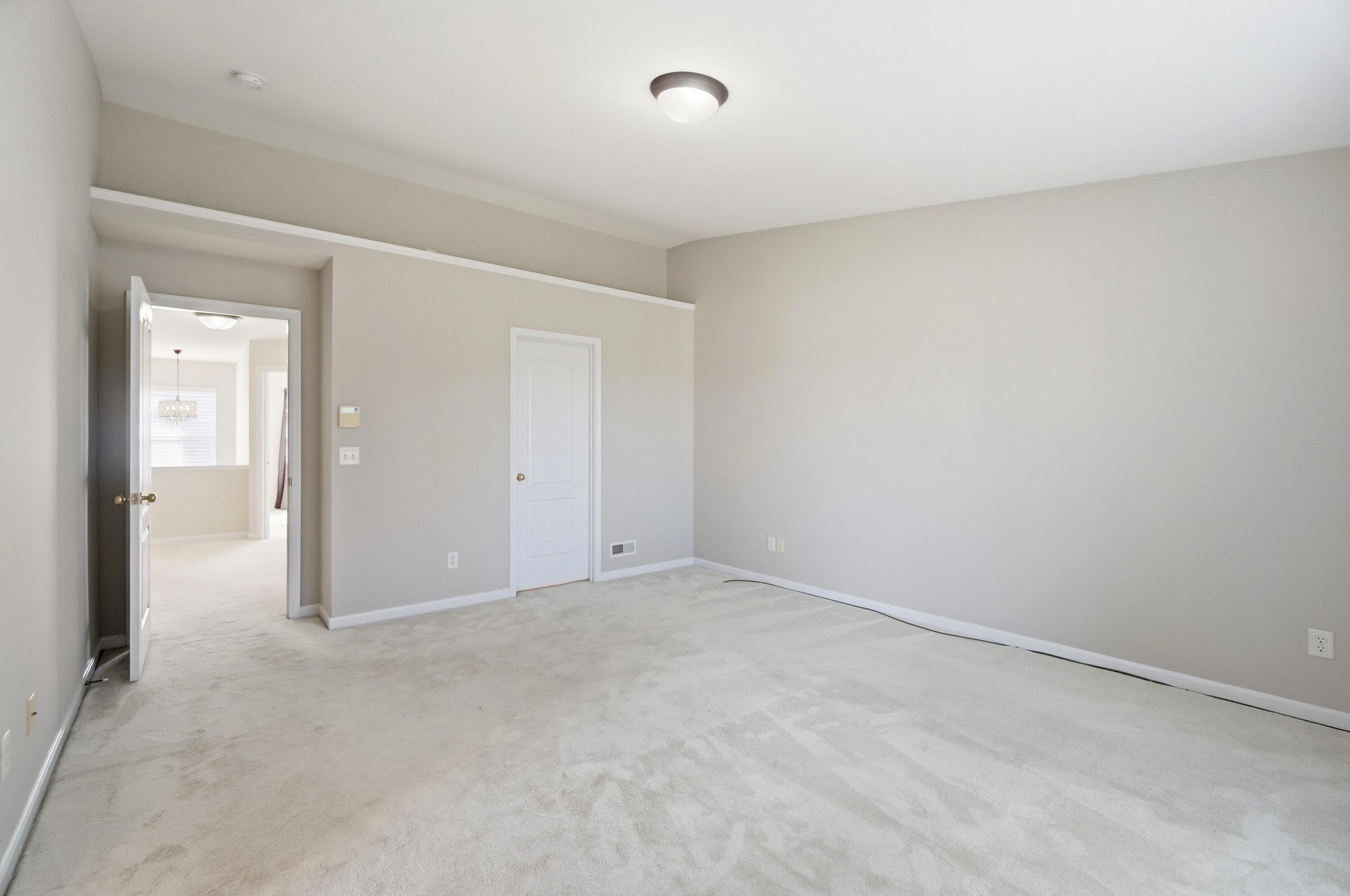 9845 Burleigh Lane