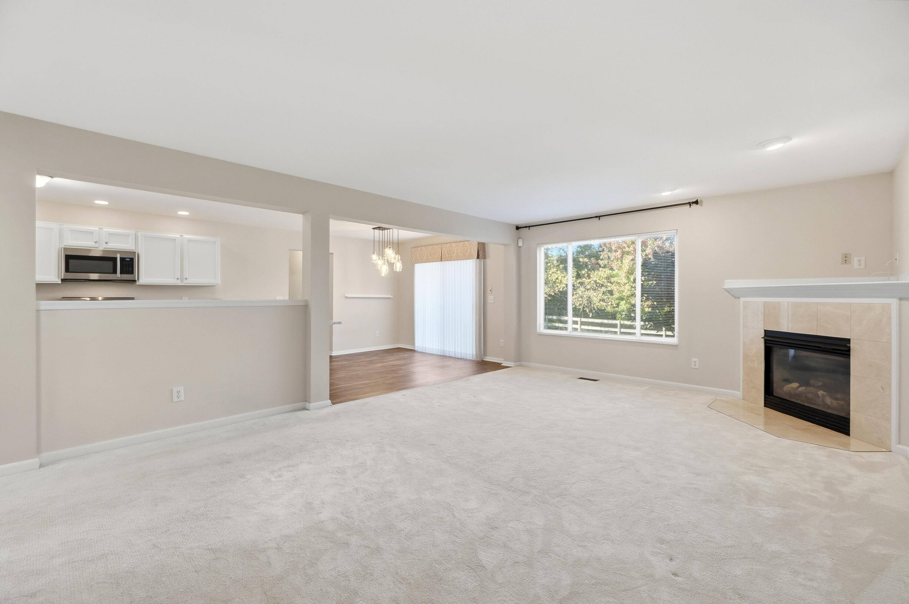 9845 Burleigh Lane