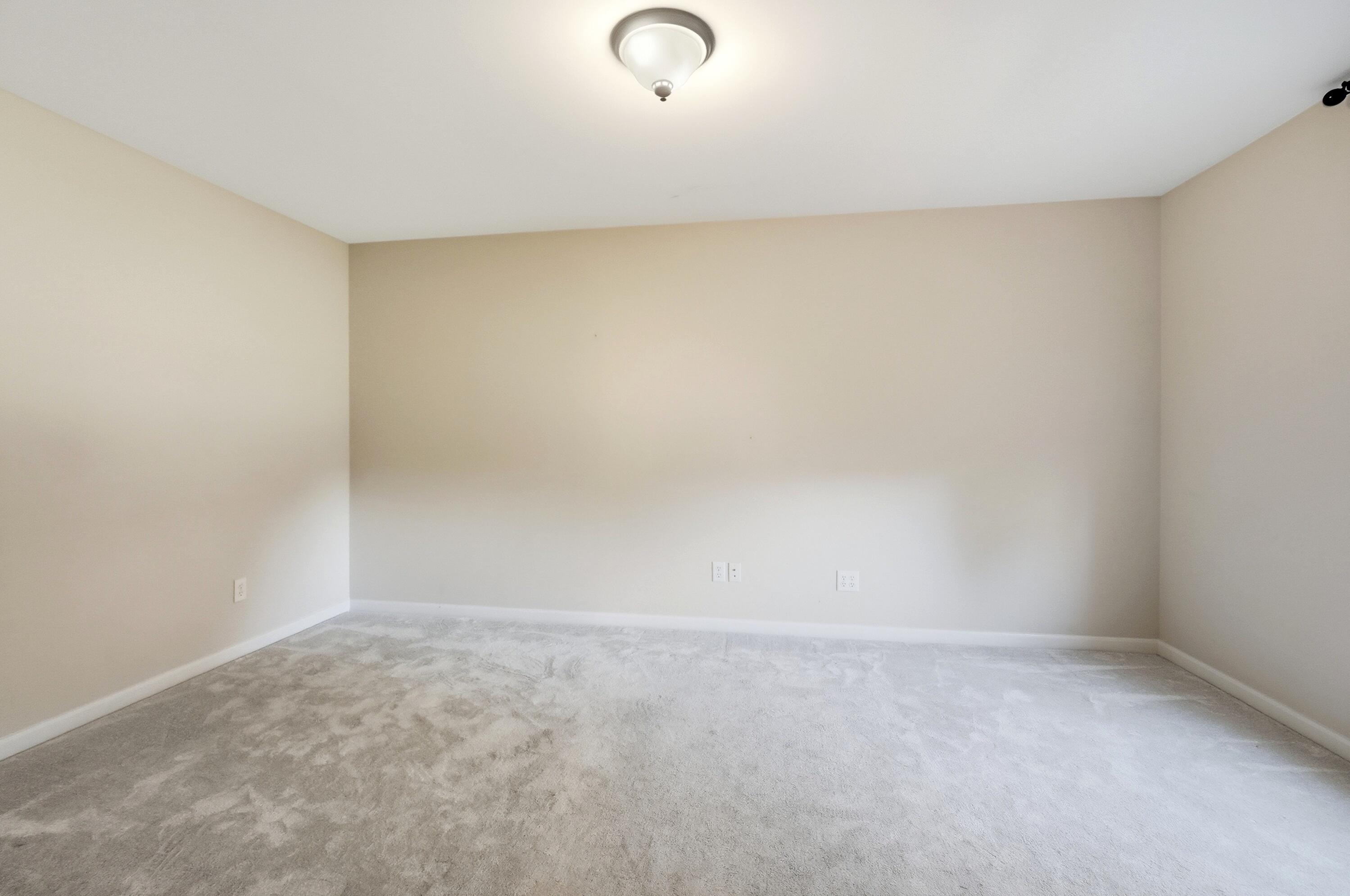 9845 Burleigh Lane