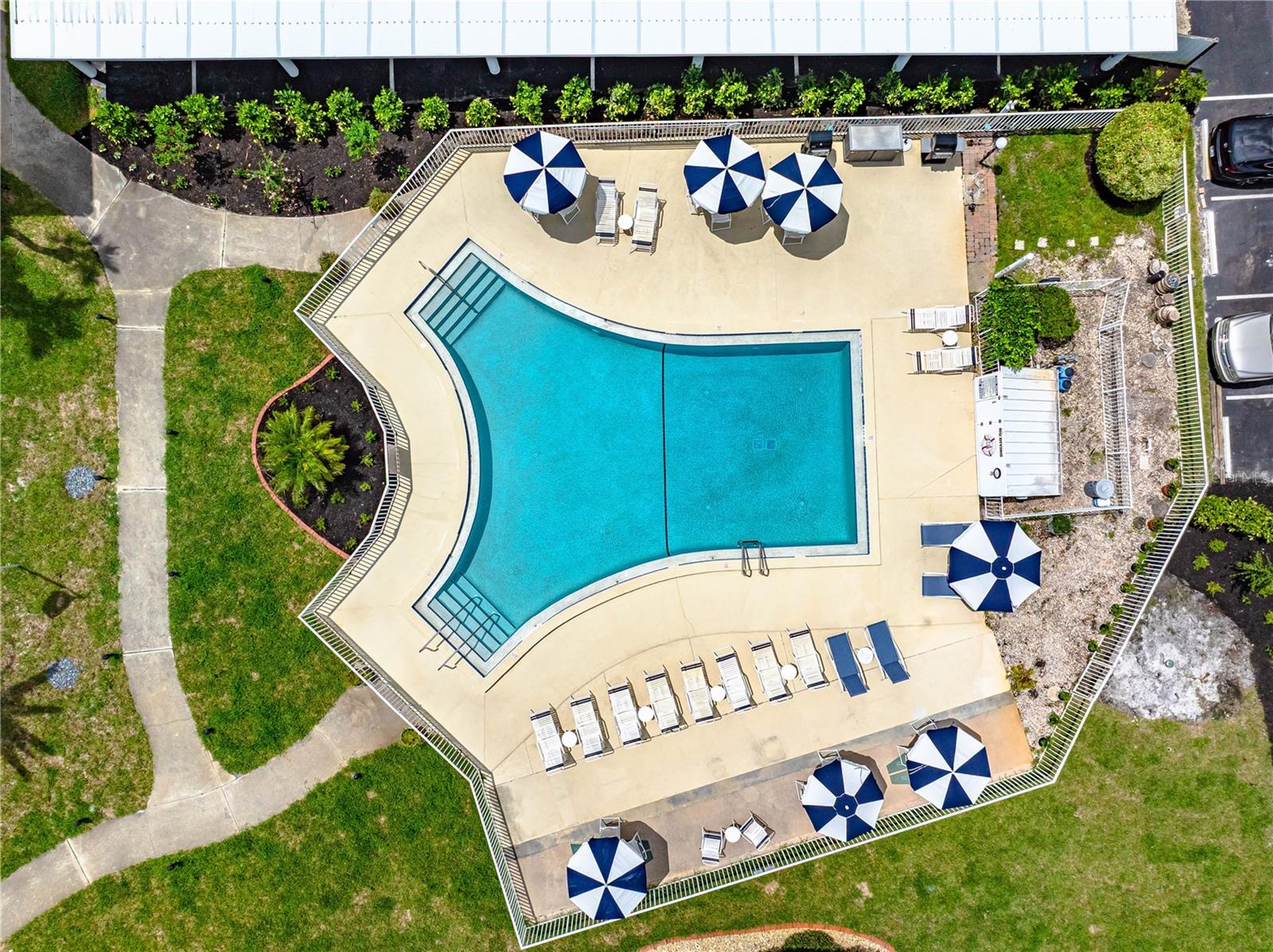 5600 BEACH WAY DR #304