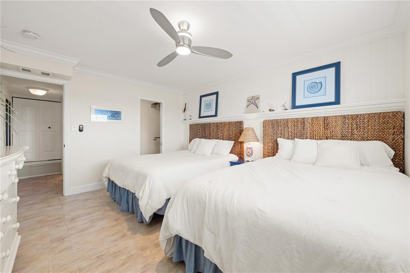 5600 BEACH WAY DR #304