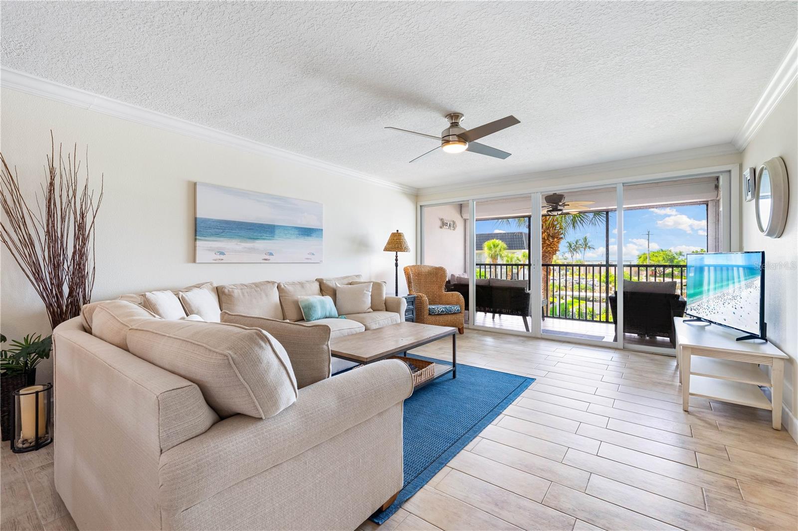 5600 BEACH WAY DR #304