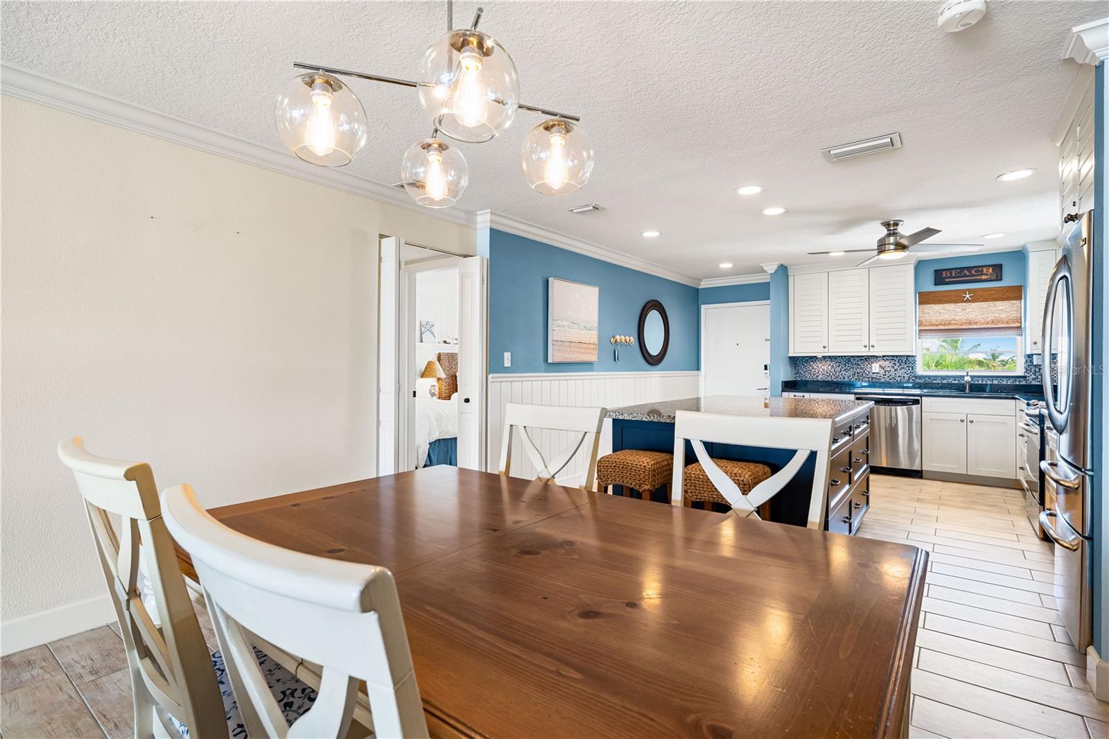 5600 BEACH WAY DR #304