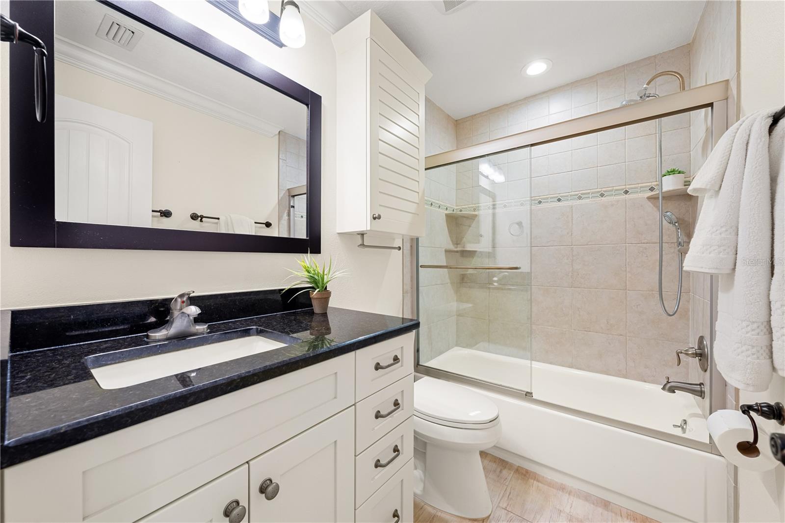 5600 BEACH WAY DR #304