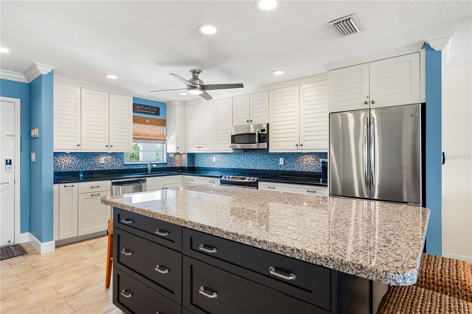 5600 BEACH WAY DR #304