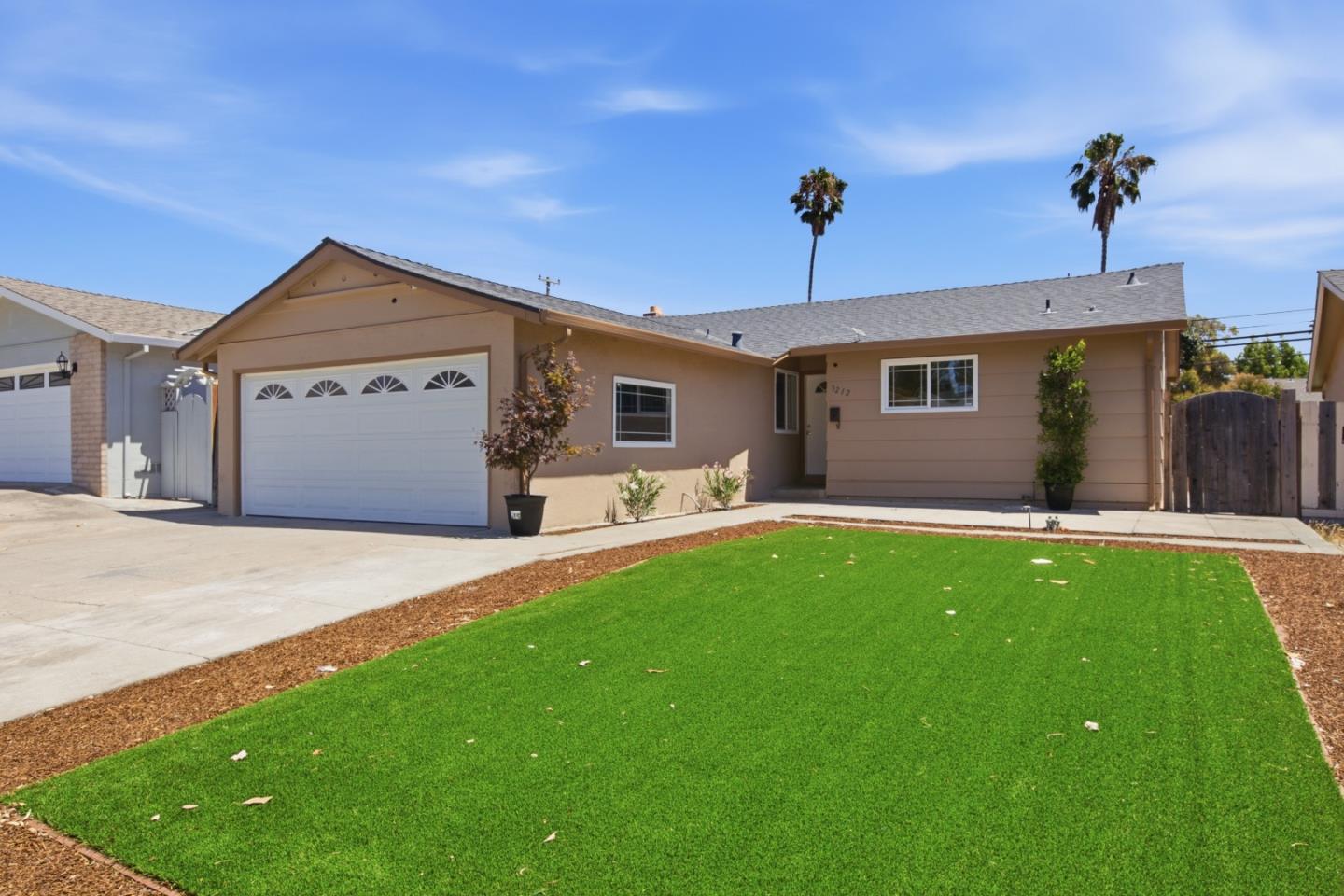 3212 Golf DR