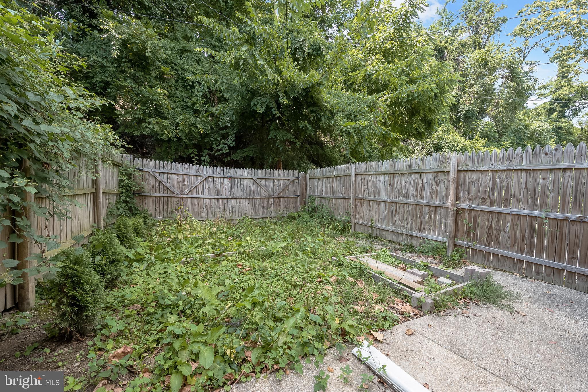 2542 Druid Park Dr
