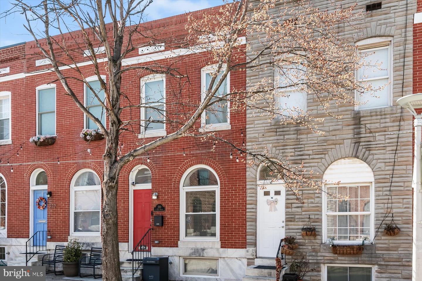 230 S East Ave