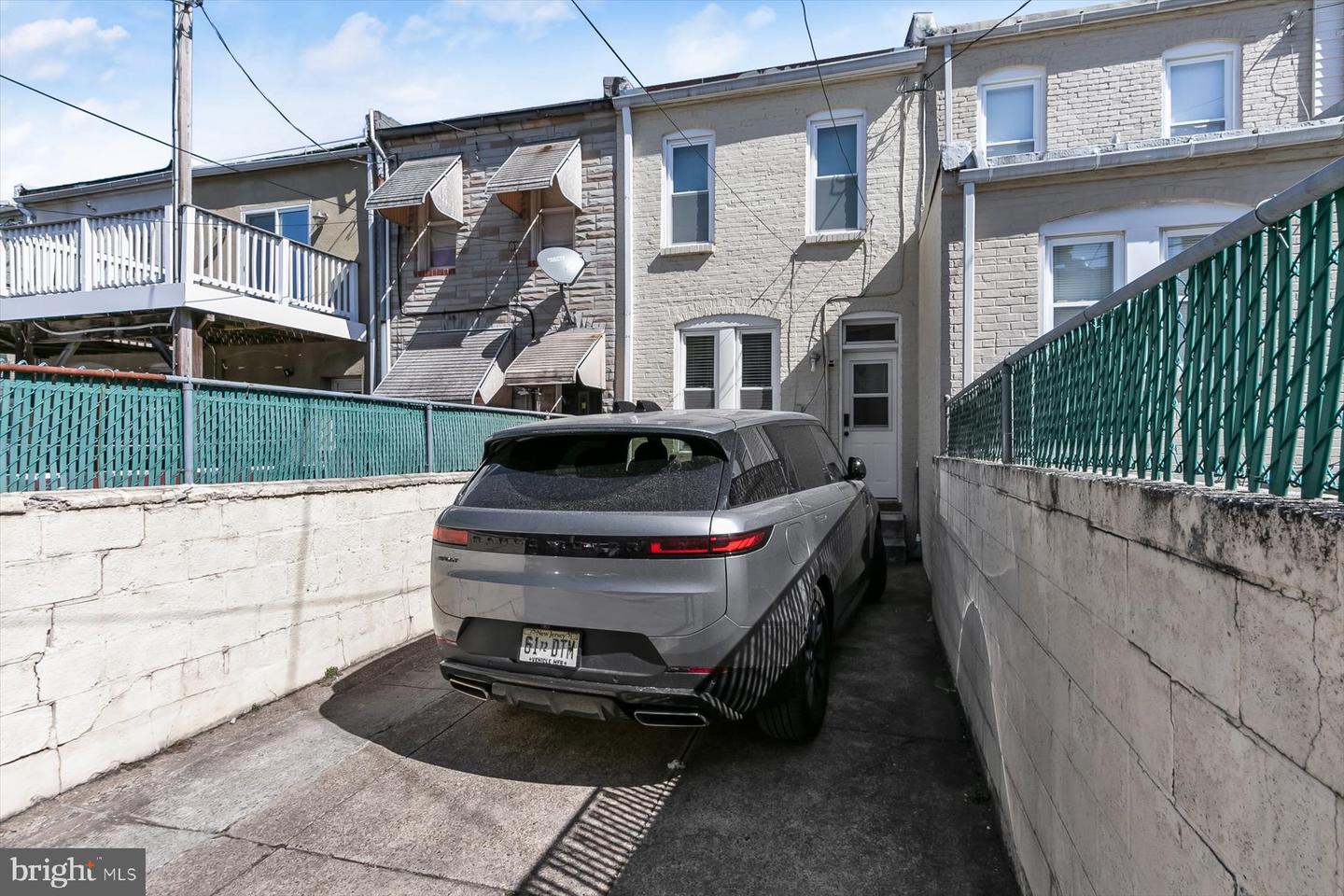 230 S East Ave