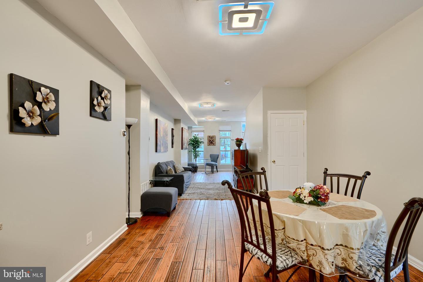 1642 Ashland Ave