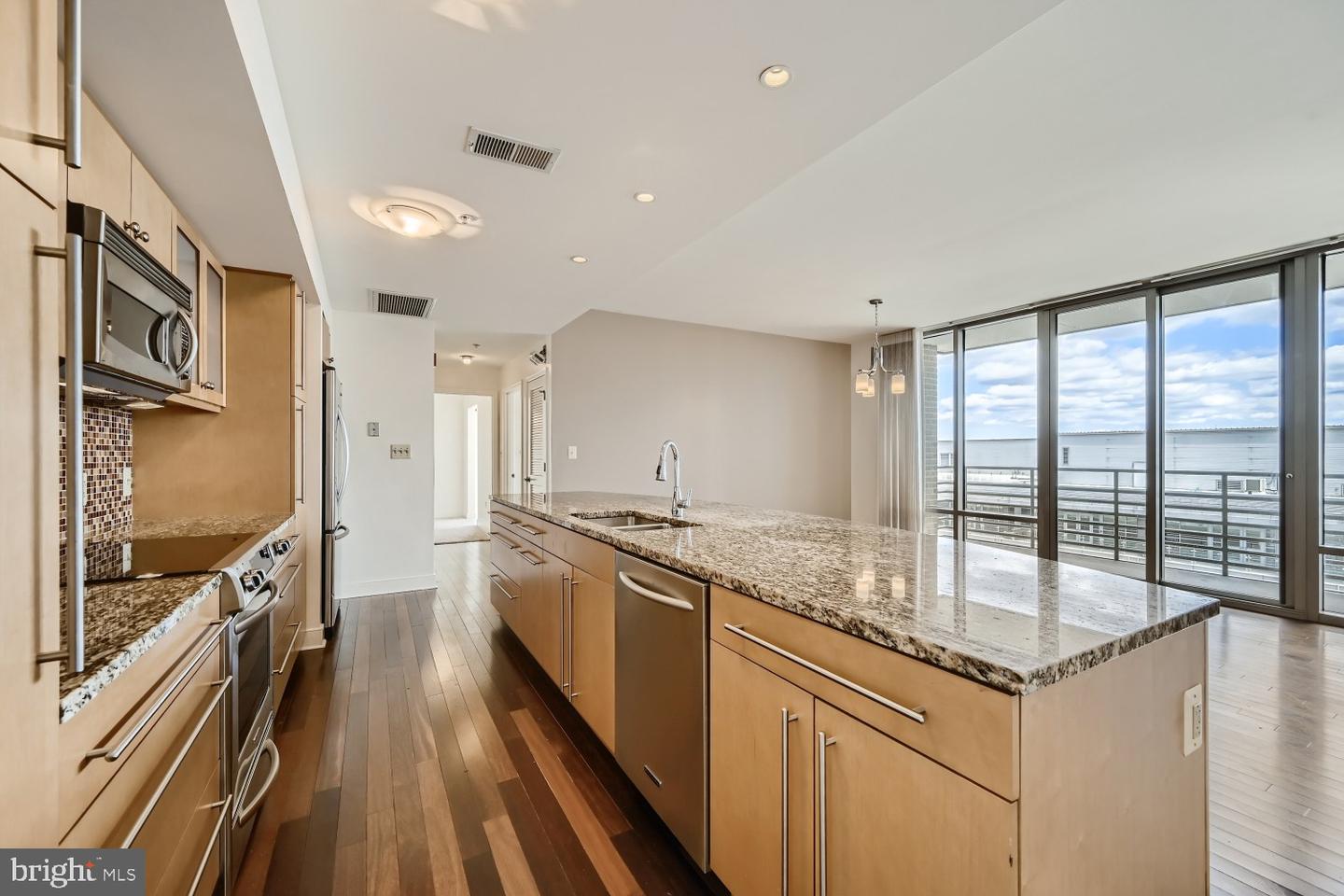 675 President St #1709