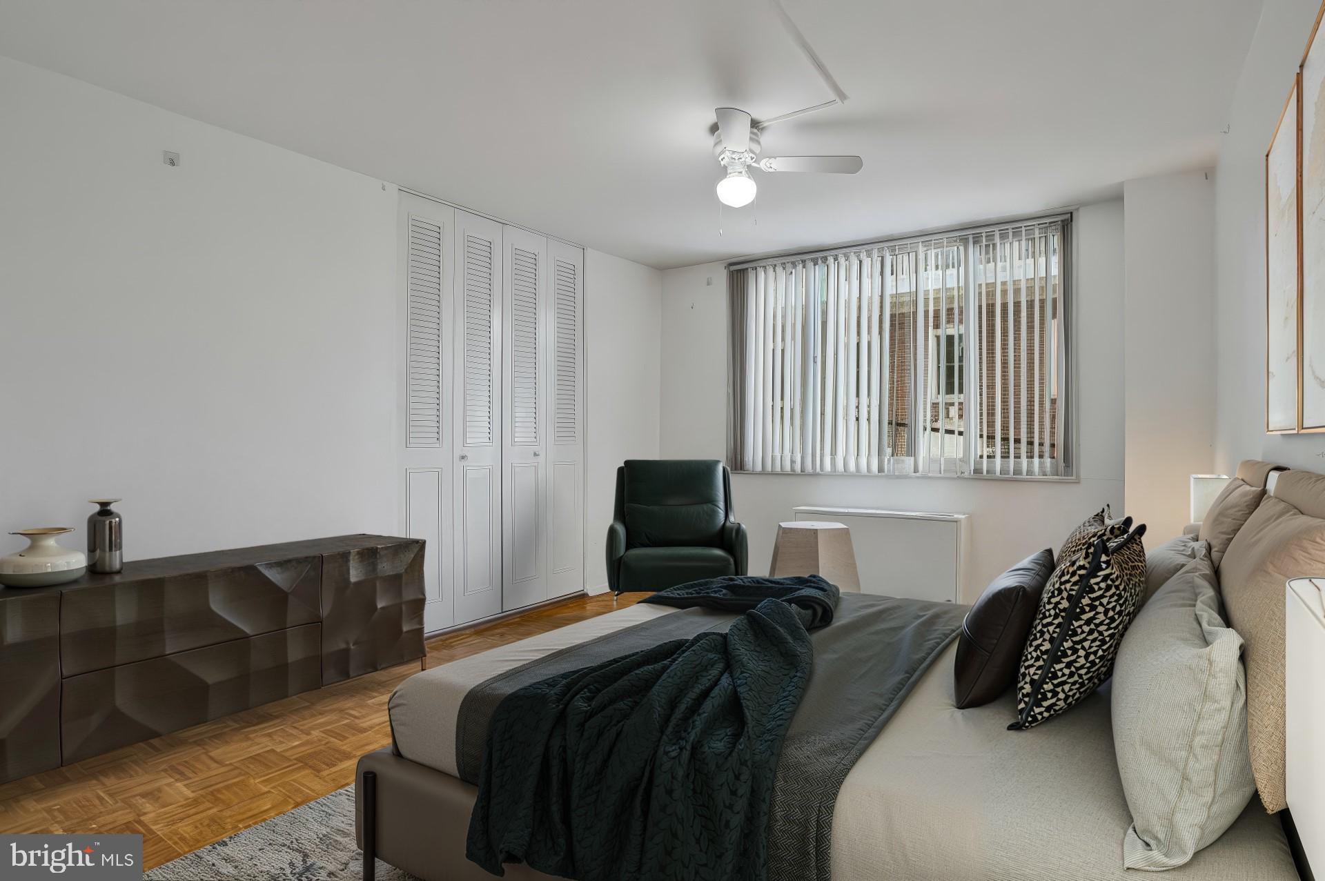 1 E University Pkwy #410