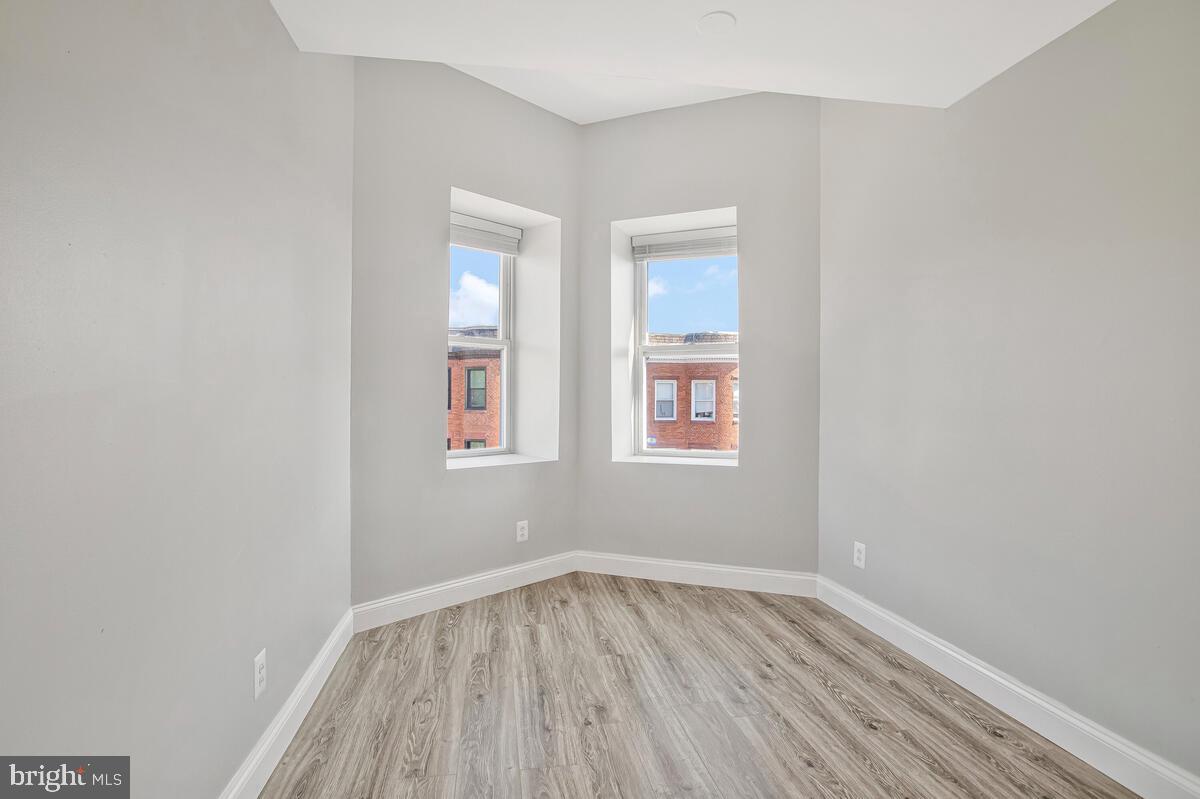 823 Newington Ave